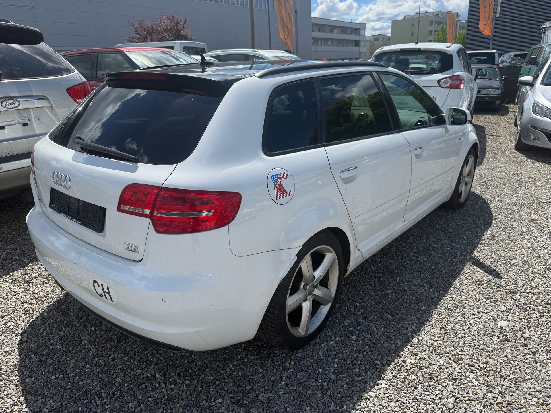 AUDI A3 Sportback 2.0 TDI Ambition quattro-image-2