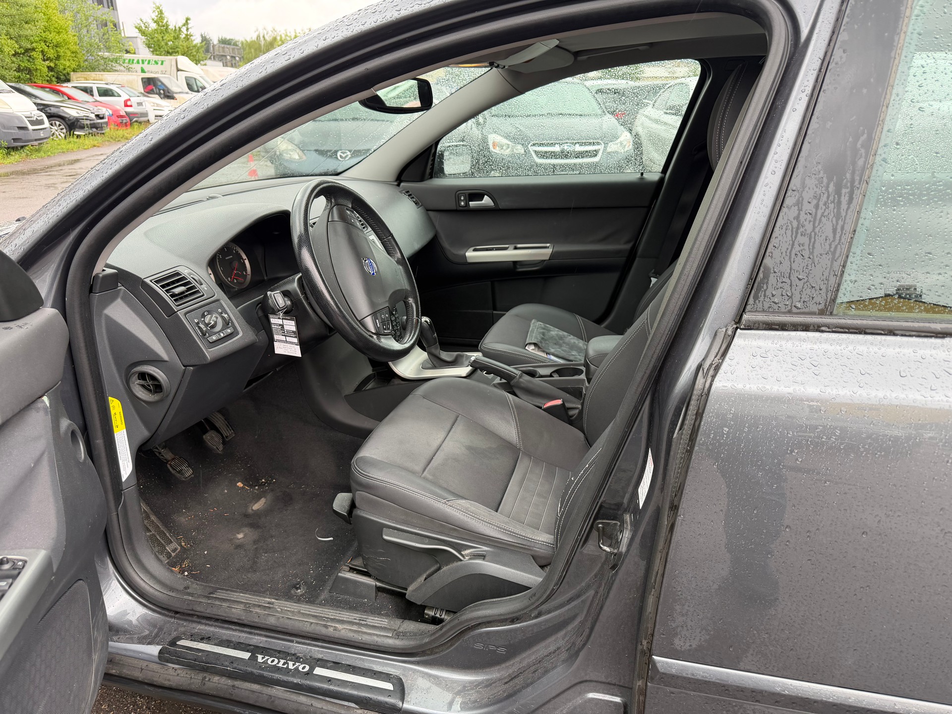 VOLVO V50 2.0D Summum-image-11