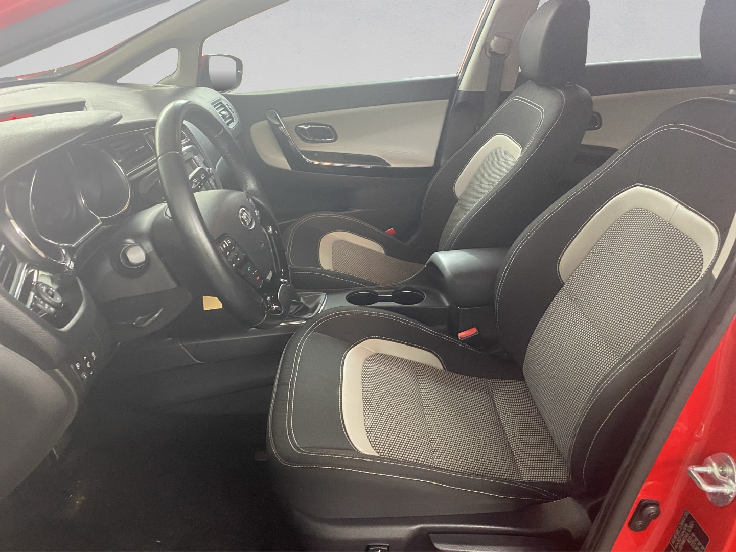 KIA Cee'd Sportswagon 1.6 GDi Swiss Eco Edition-image-8