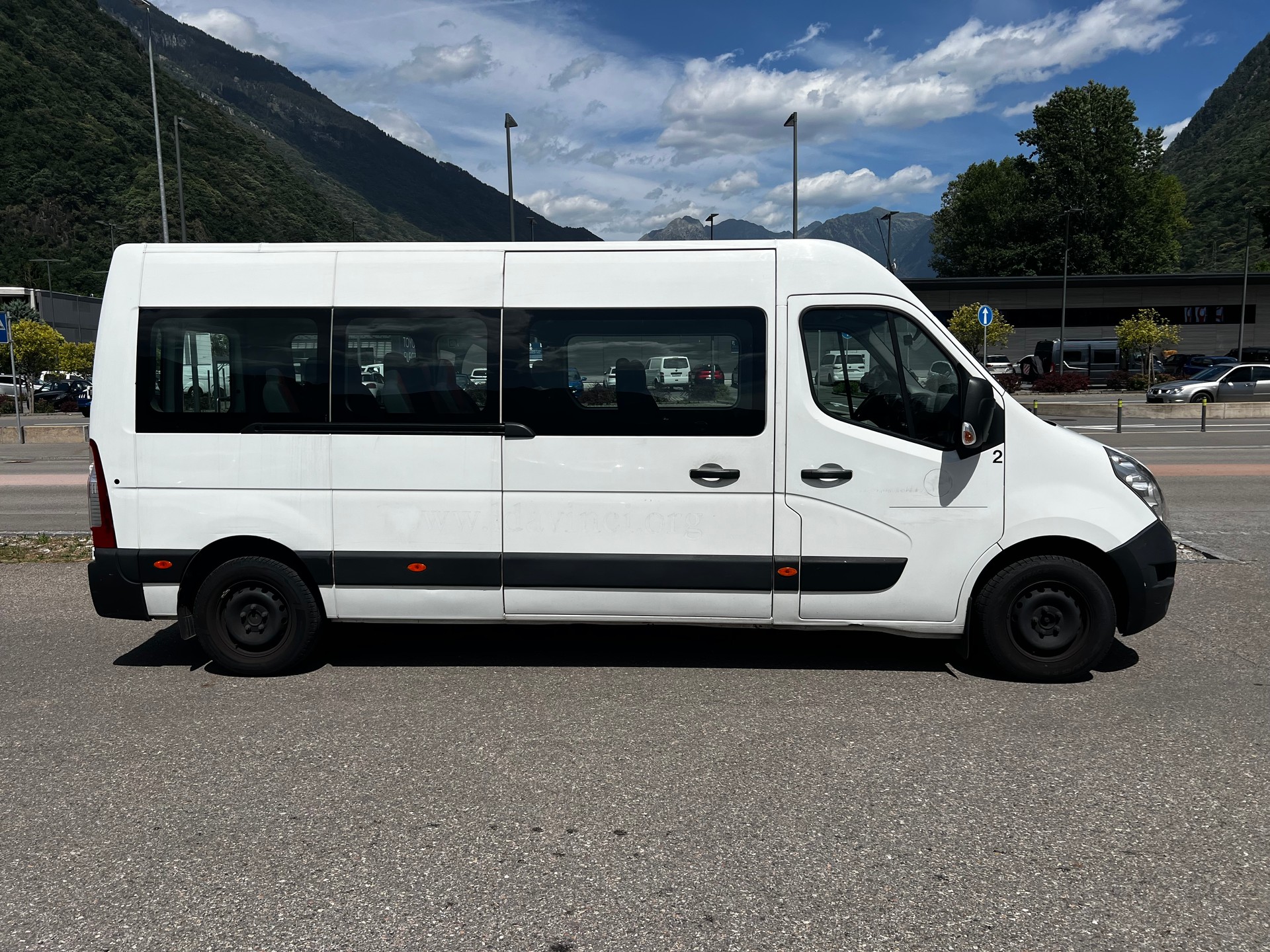 RENAULT Master T39 2.3dCi Minibus 14 L3H2-image-0
