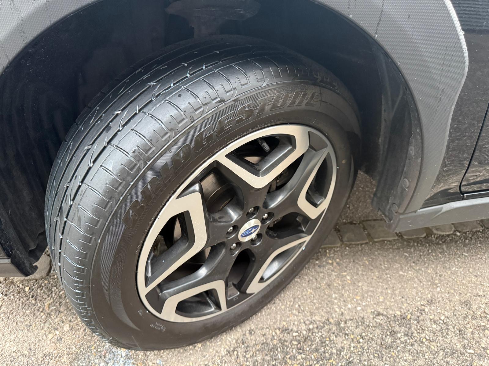 SUBARU XV 2.0 Swiss Plus AWD Lineartronic ** Teil-Leder ** Gr-Navi ** RF-Kamera ** Totwinkel-Assistent ** Frisch Ab MFK & Service **-image-14