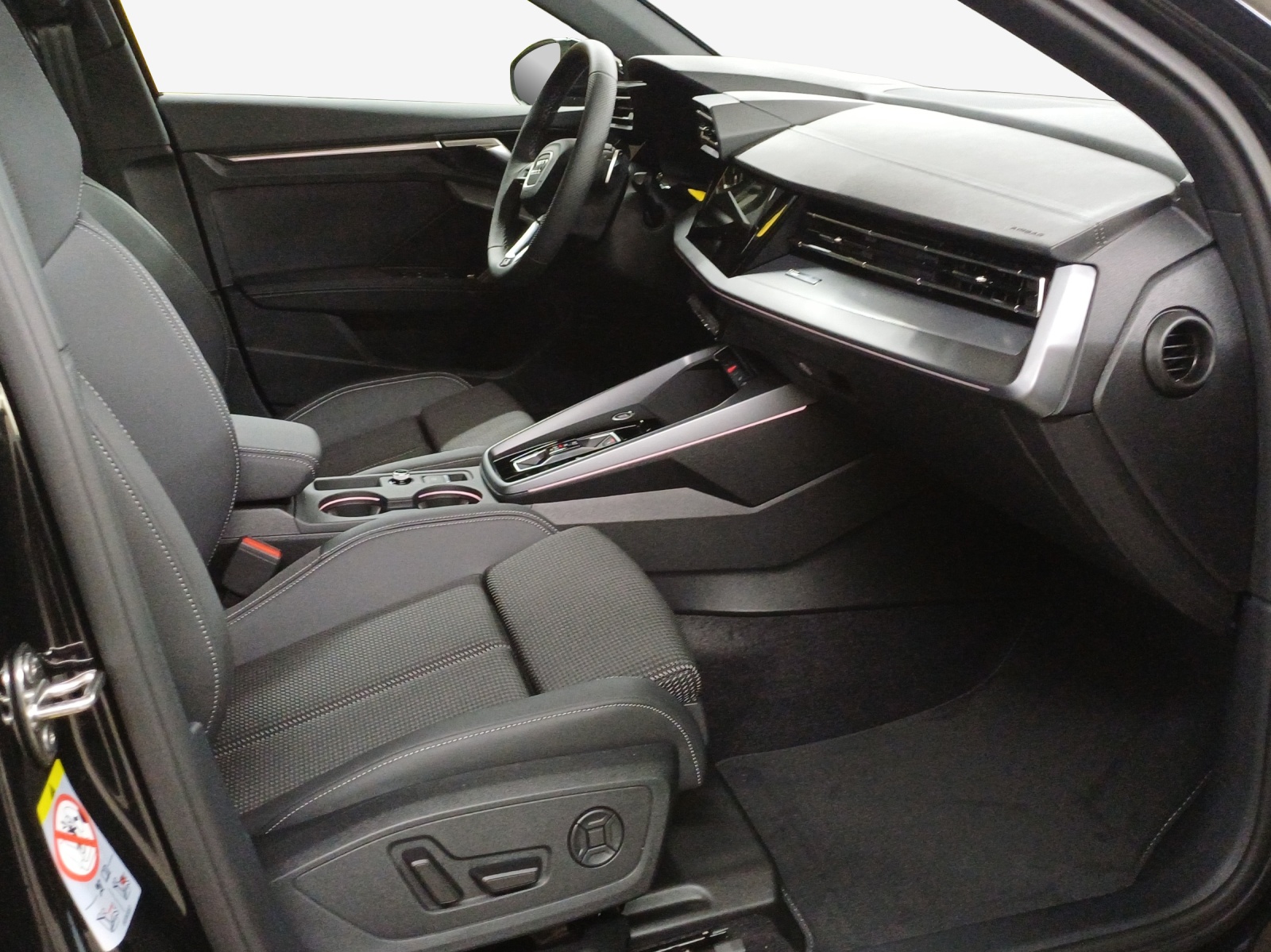 AUDI A3 Sportback TFSI 110 kW S tronic-image-13