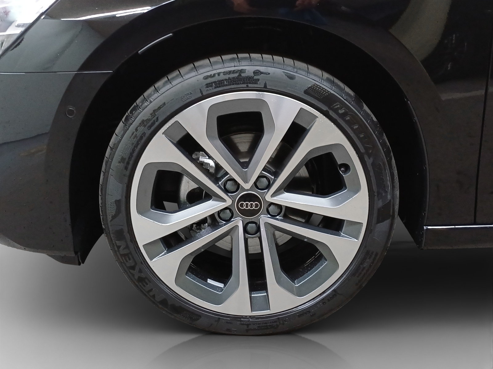 AUDI A3 Sportback TFSI 110 kW S tronic-image-15