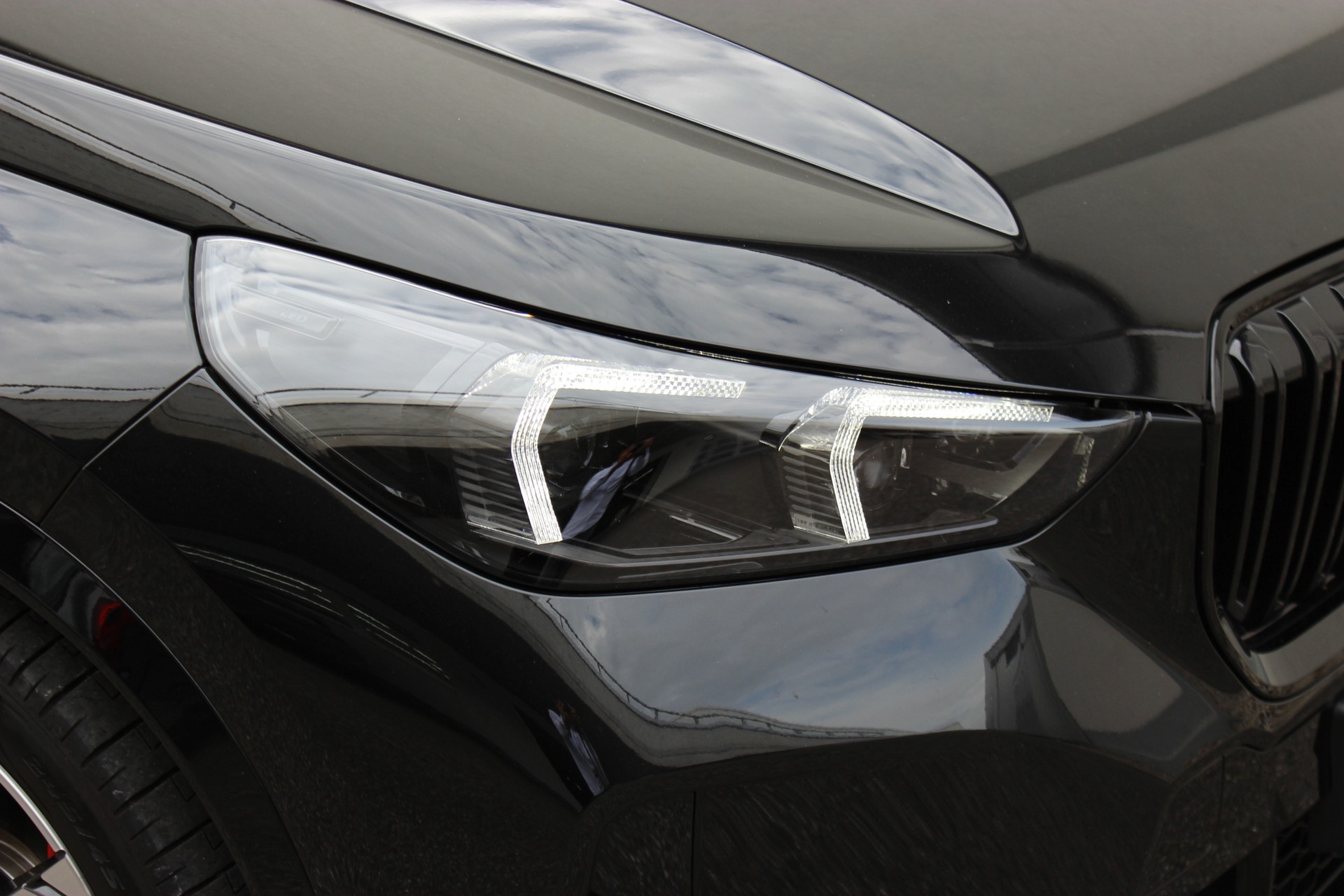 BMW X1 xDrive M35i *M Sportpaket Pro*-image-7
