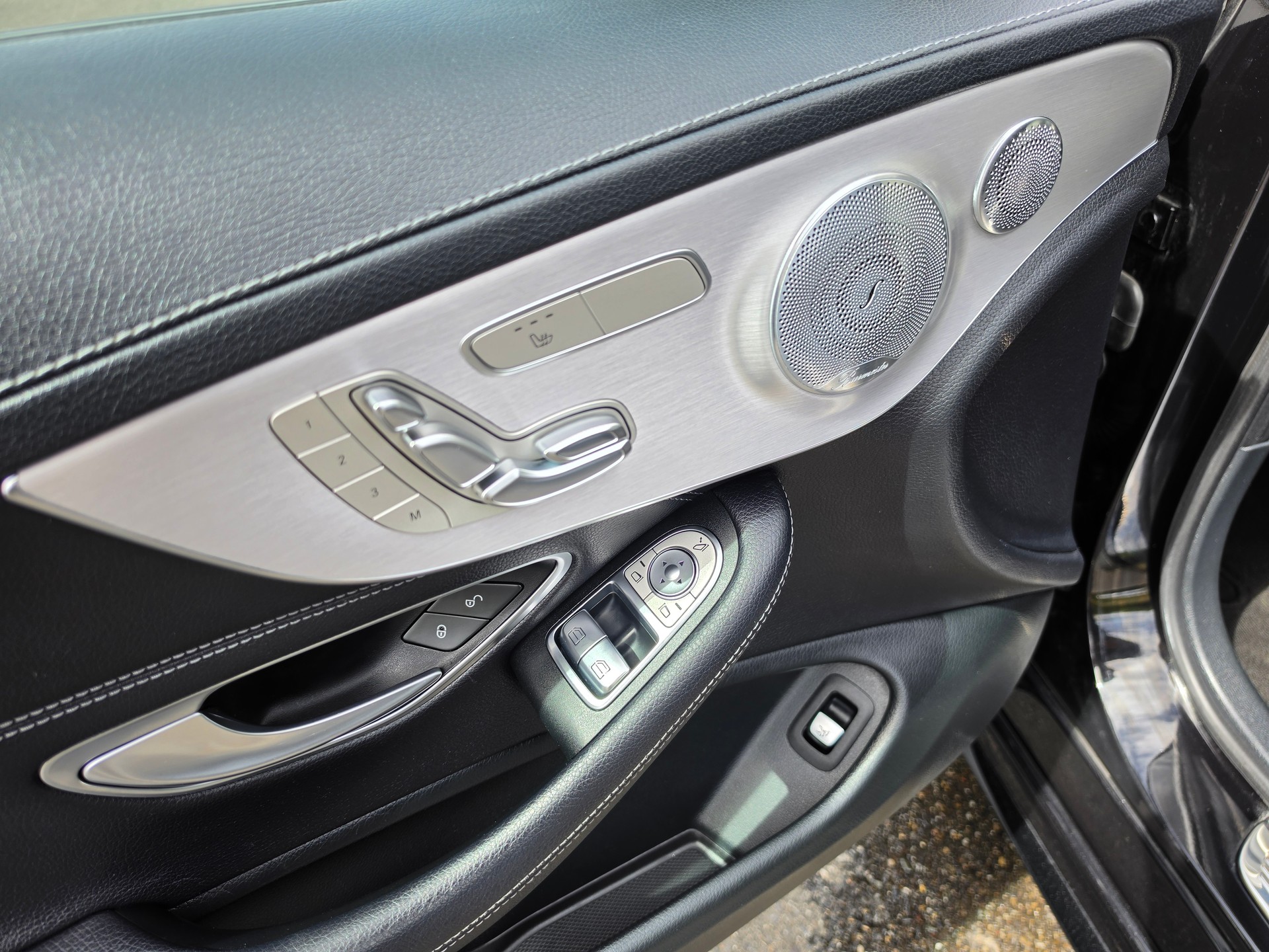 MERCEDES-BENZ C 43 AMG 4Matic 9G-tronic-image-11