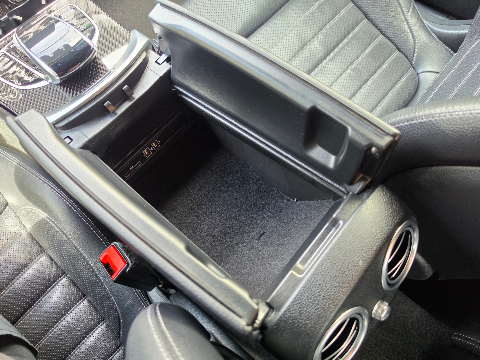 MERCEDES-BENZ C 43 AMG 4Matic 9G-tronic-image-37