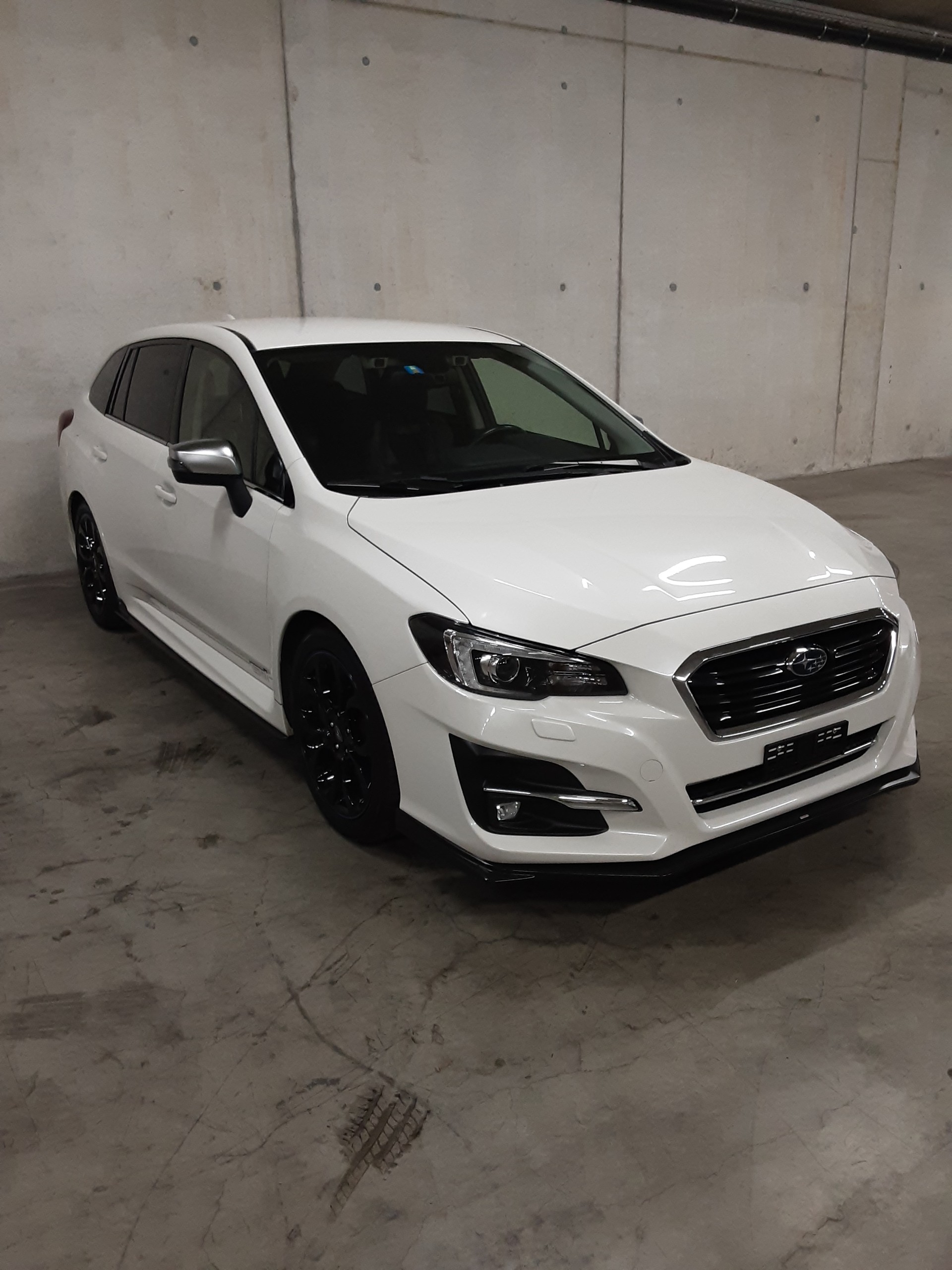 SUBARU 2.0i Luxury-image-2