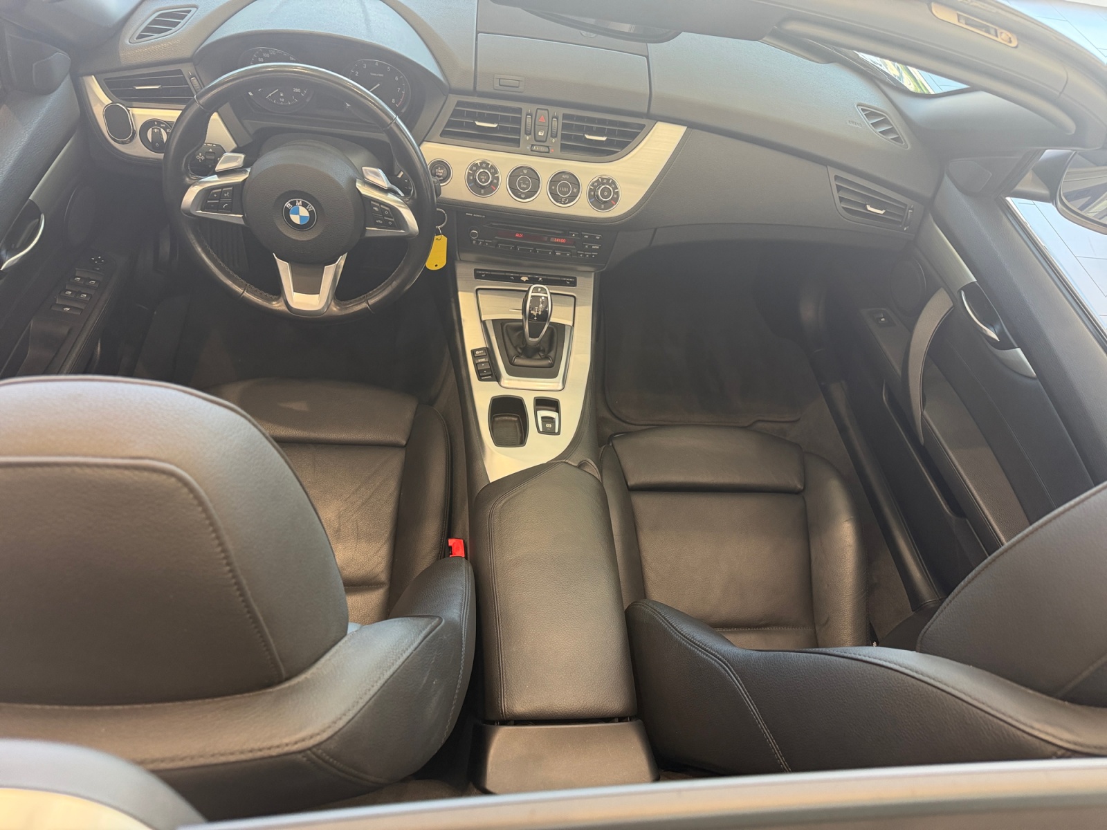 BMW Z4 sDrive35i DKG-image-11