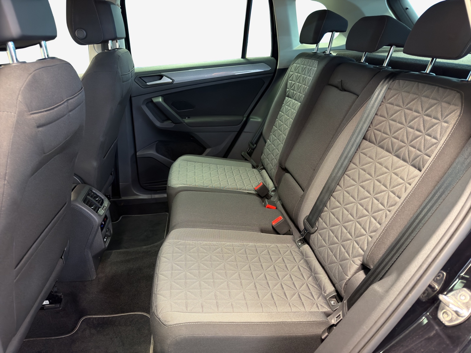 VW Tiguan 1.5TSI Evo Life DSG-image-11