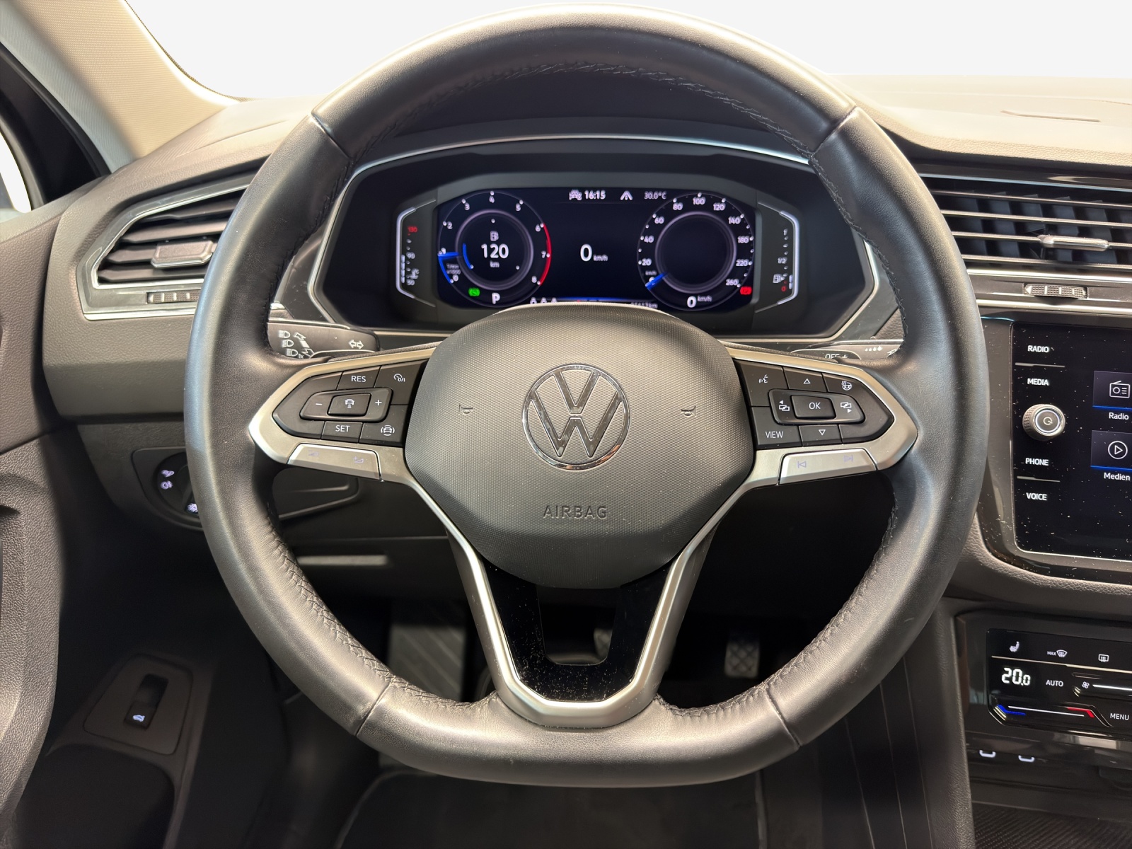 VW Tiguan 1.5TSI Evo Life DSG-image-9