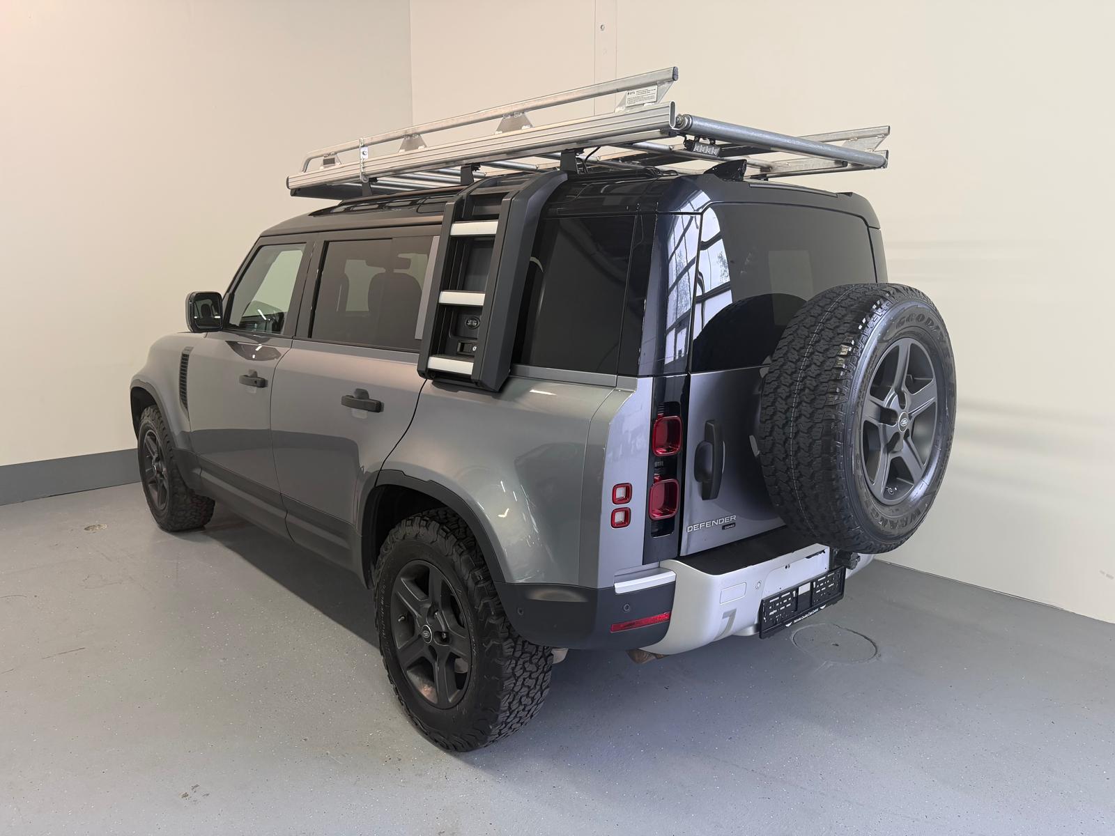 LAND ROVER Defender 110 D240 SD4 HSE AT8-image-8
