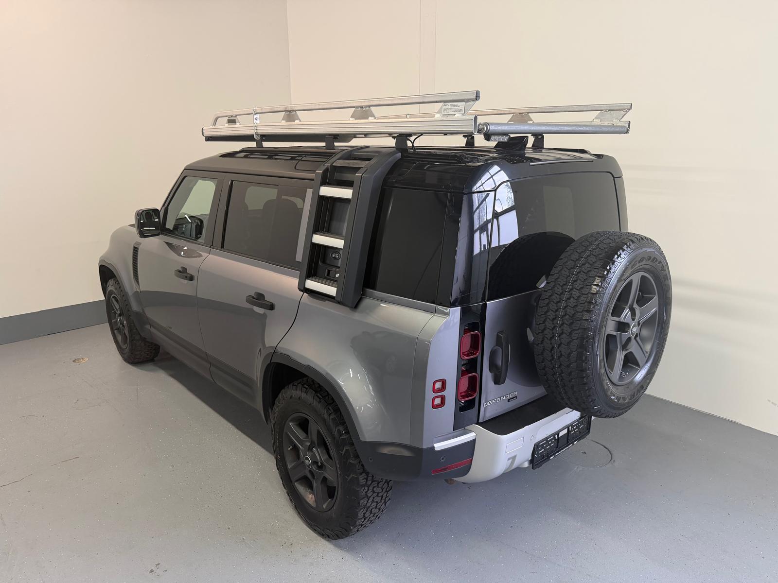 LAND ROVER Defender 110 D240 SD4 HSE AT8-image-7