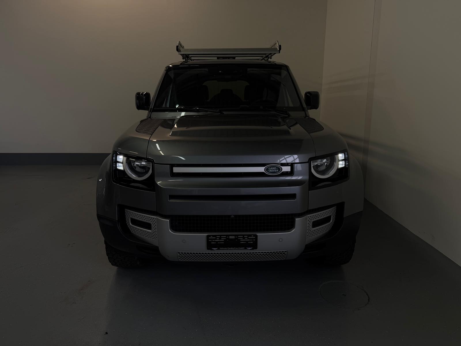 LAND ROVER Defender 110 D240 SD4 HSE AT8-image-4