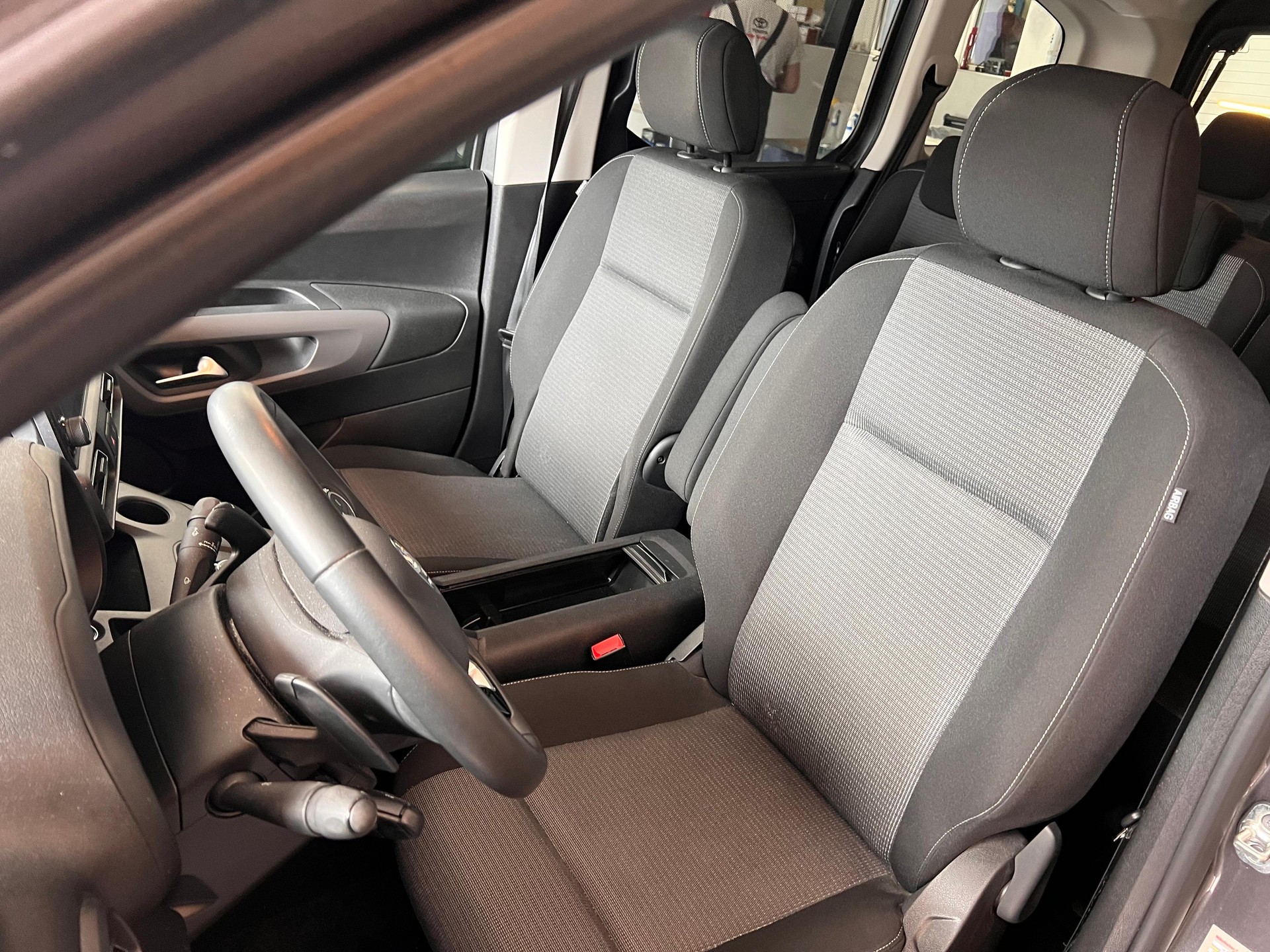 TOYOTA Proace City Verso L1 1.2 130 Trend-image-9