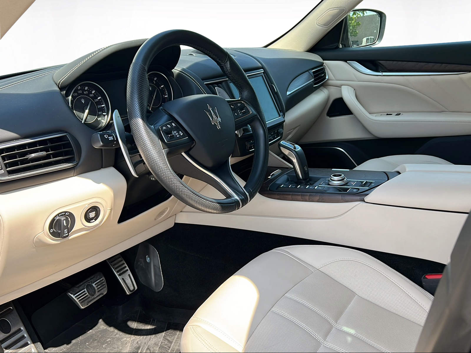 MASERATI Levante S 3.0 V6 Modena S Automatica-image-3