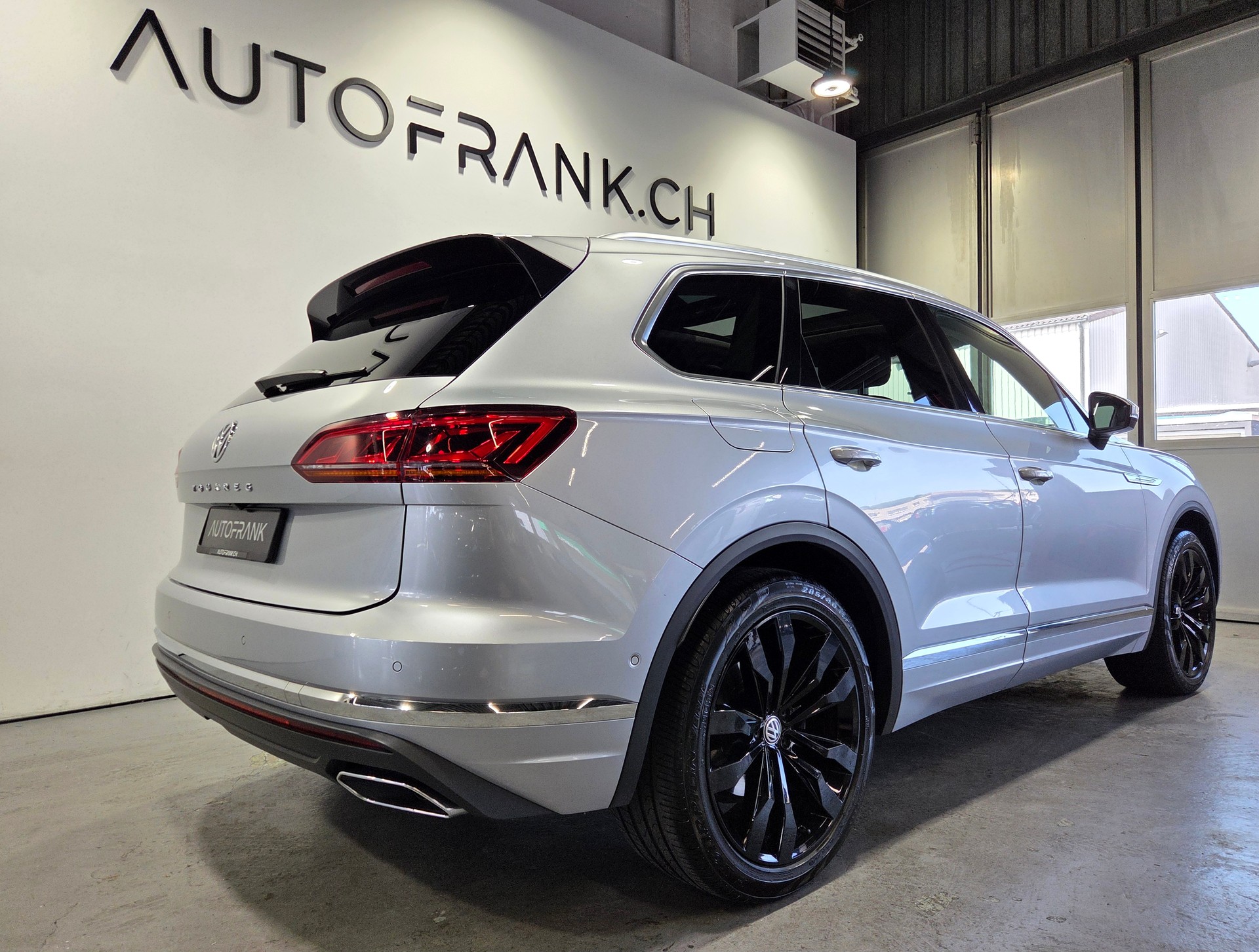 VW Touareg 3.0 V6 TDI 286 Elegance-image-2