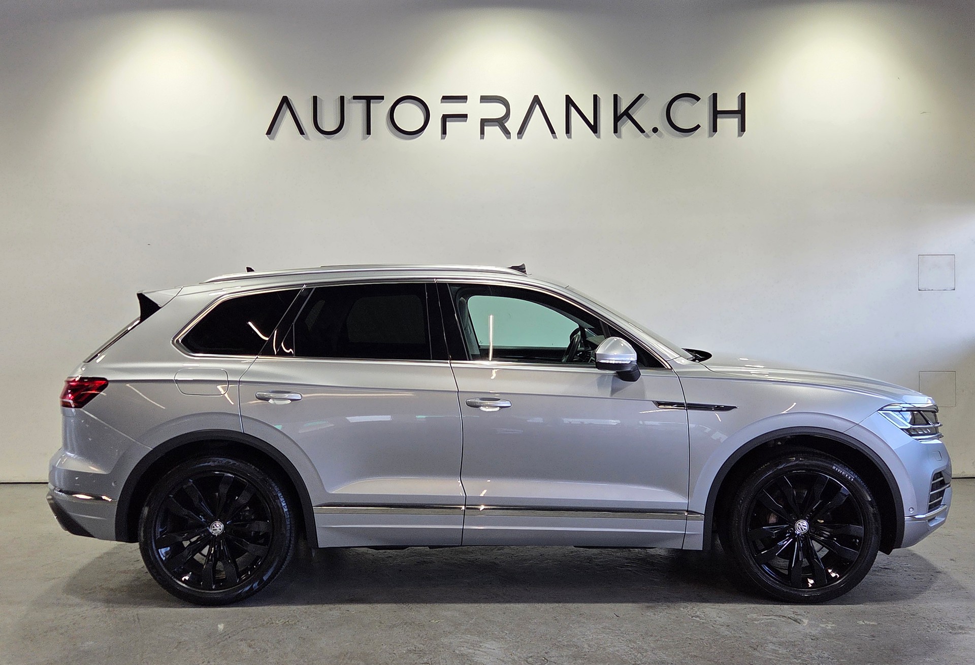 VW Touareg 3.0 V6 TDI 286 Elegance-image-1