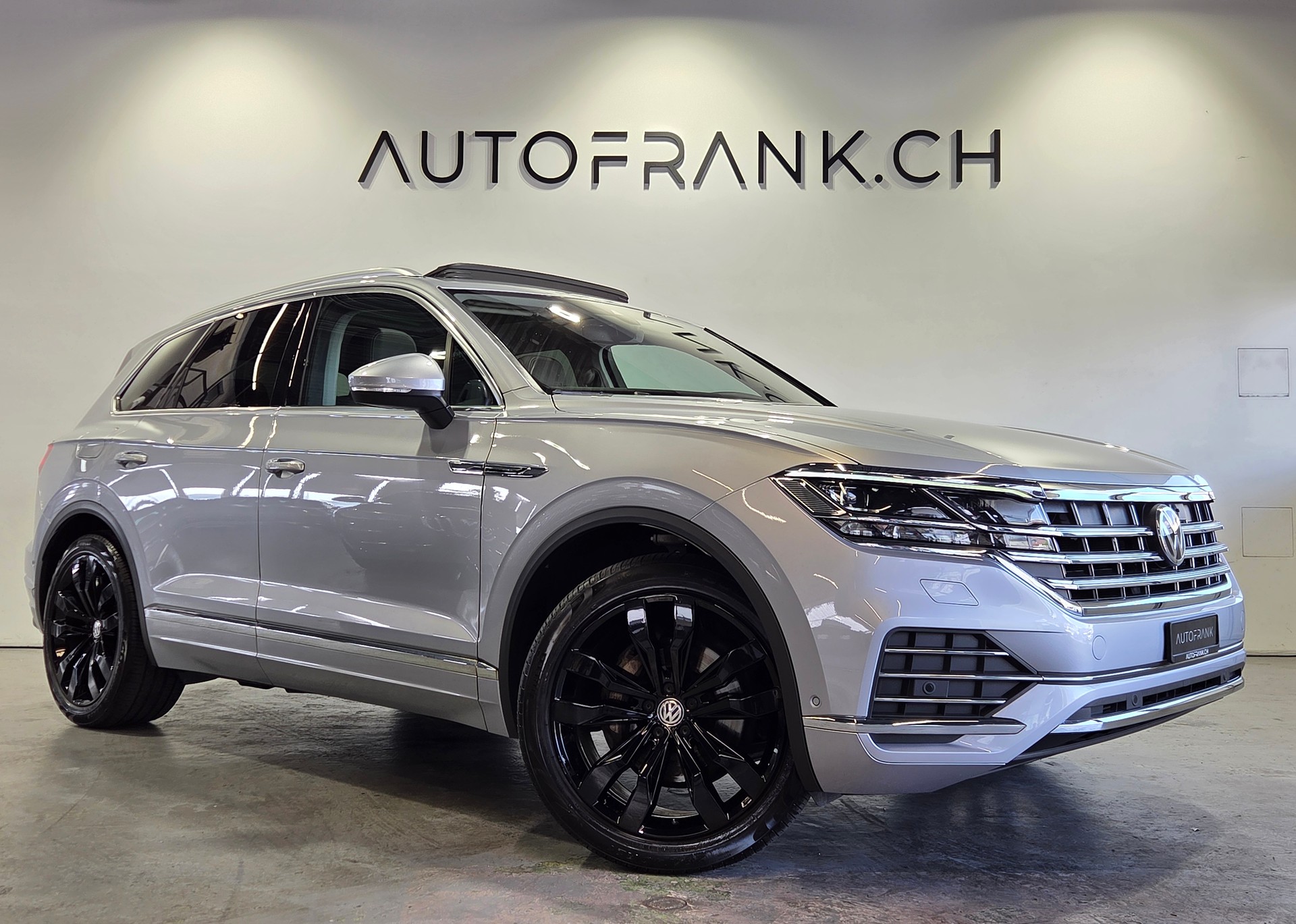 VW Touareg 3.0 V6 TDI 286 Elegance-image-0