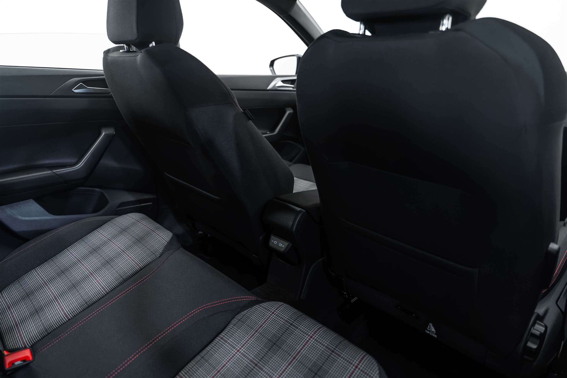 VW Polo 2.0 TSI GTI DSG 207PS-image-12