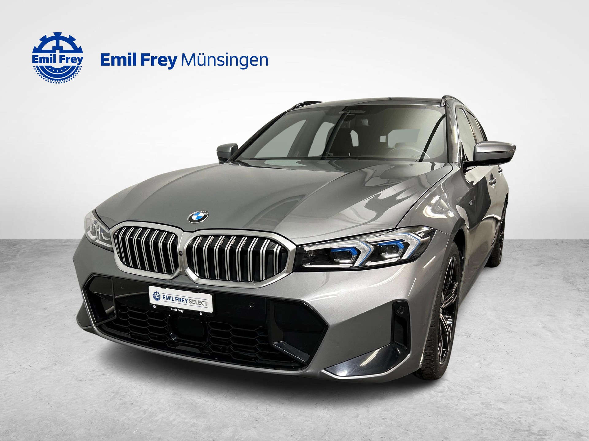 BMW 320d xDrive SAG Touring-image-0