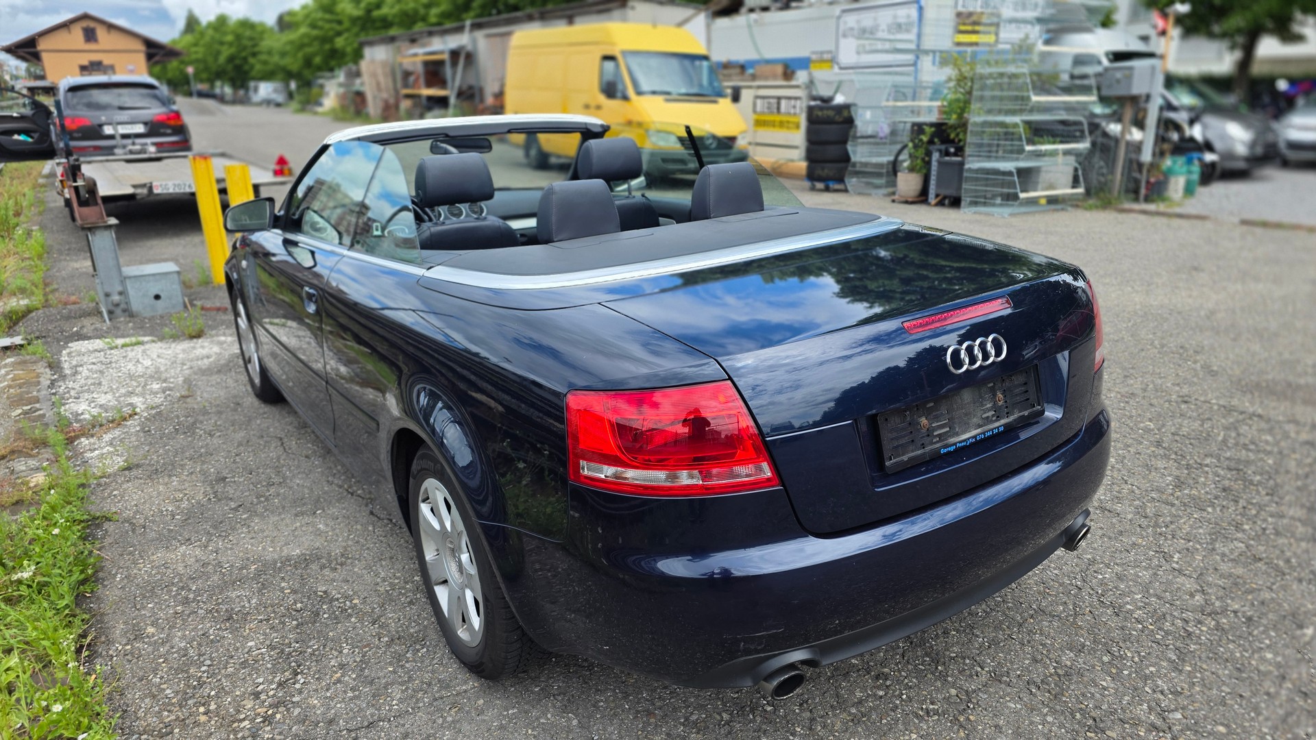 AUDI A4 Cabriolet 2.0T FSI multitronic-image-7