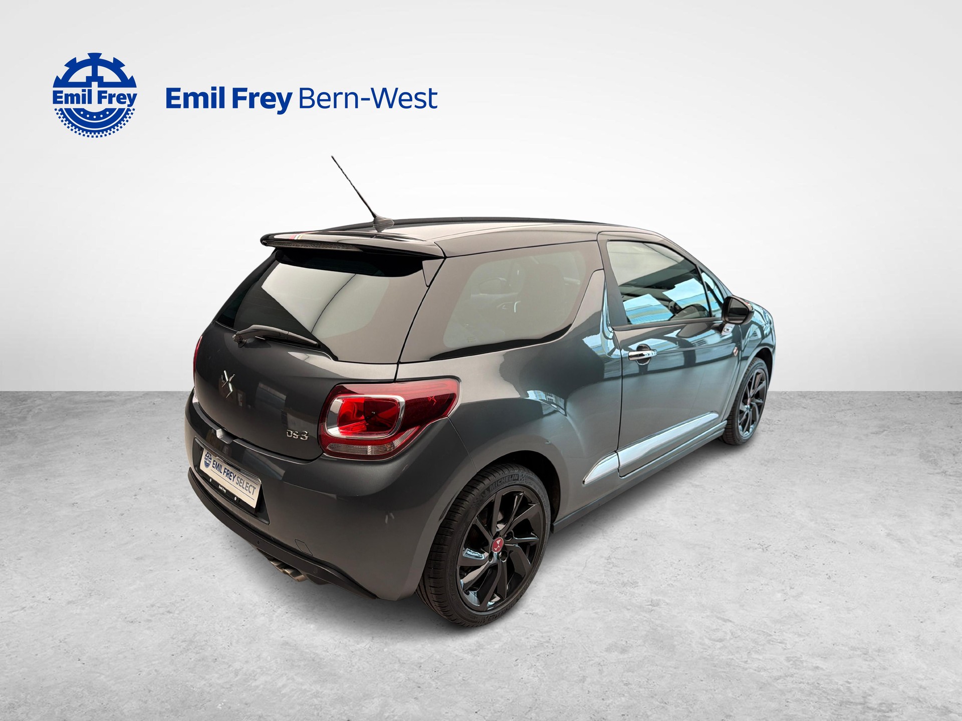 DS AUTOMOBILES 3 1.2 PureTech Performance Line-image-4