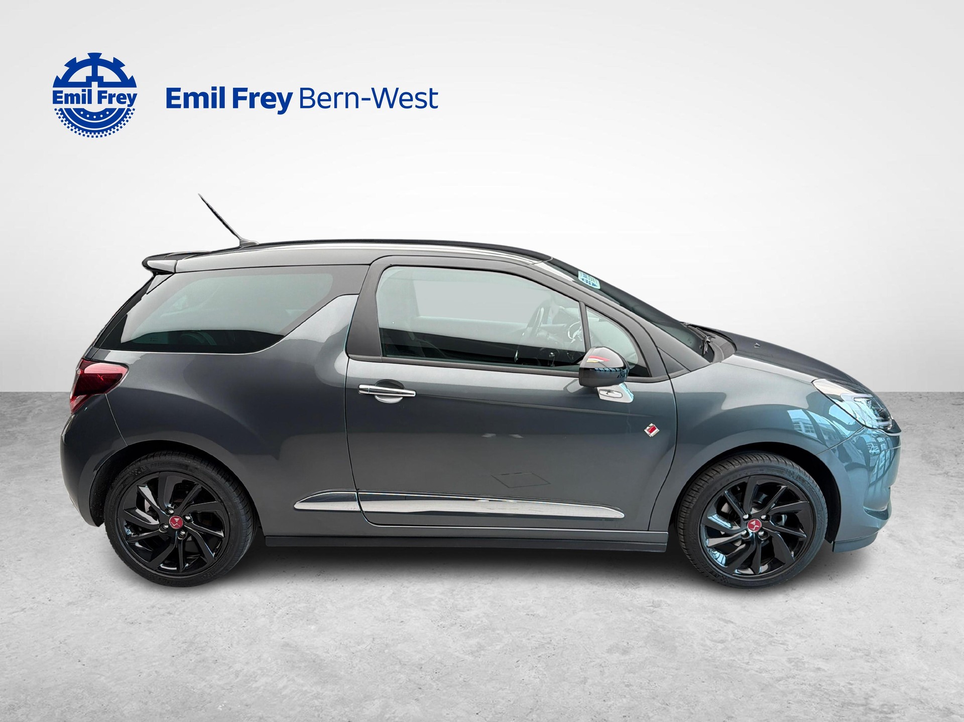DS AUTOMOBILES 3 1.2 PureTech Performance Line-image-5