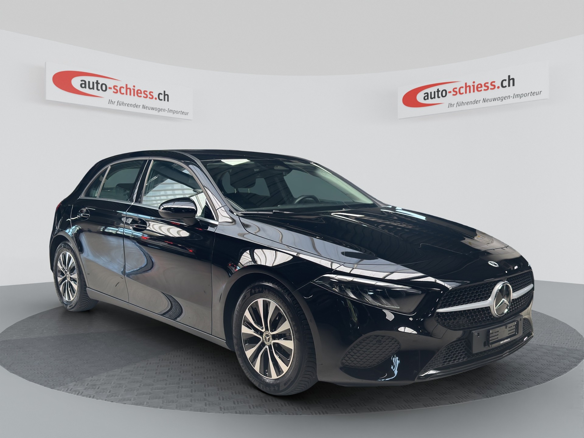 MERCEDES-BENZ A 180 7G-DCT-image-0