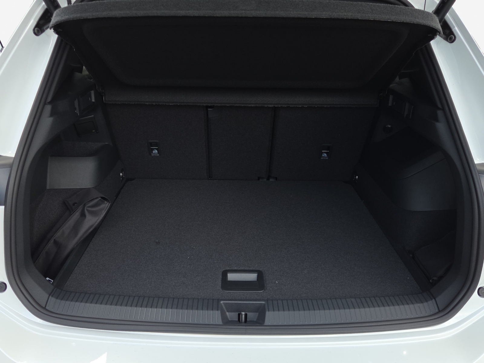 VW Tiguan 2.0 TSI DSG R-Line Plus 4Motion-image-12