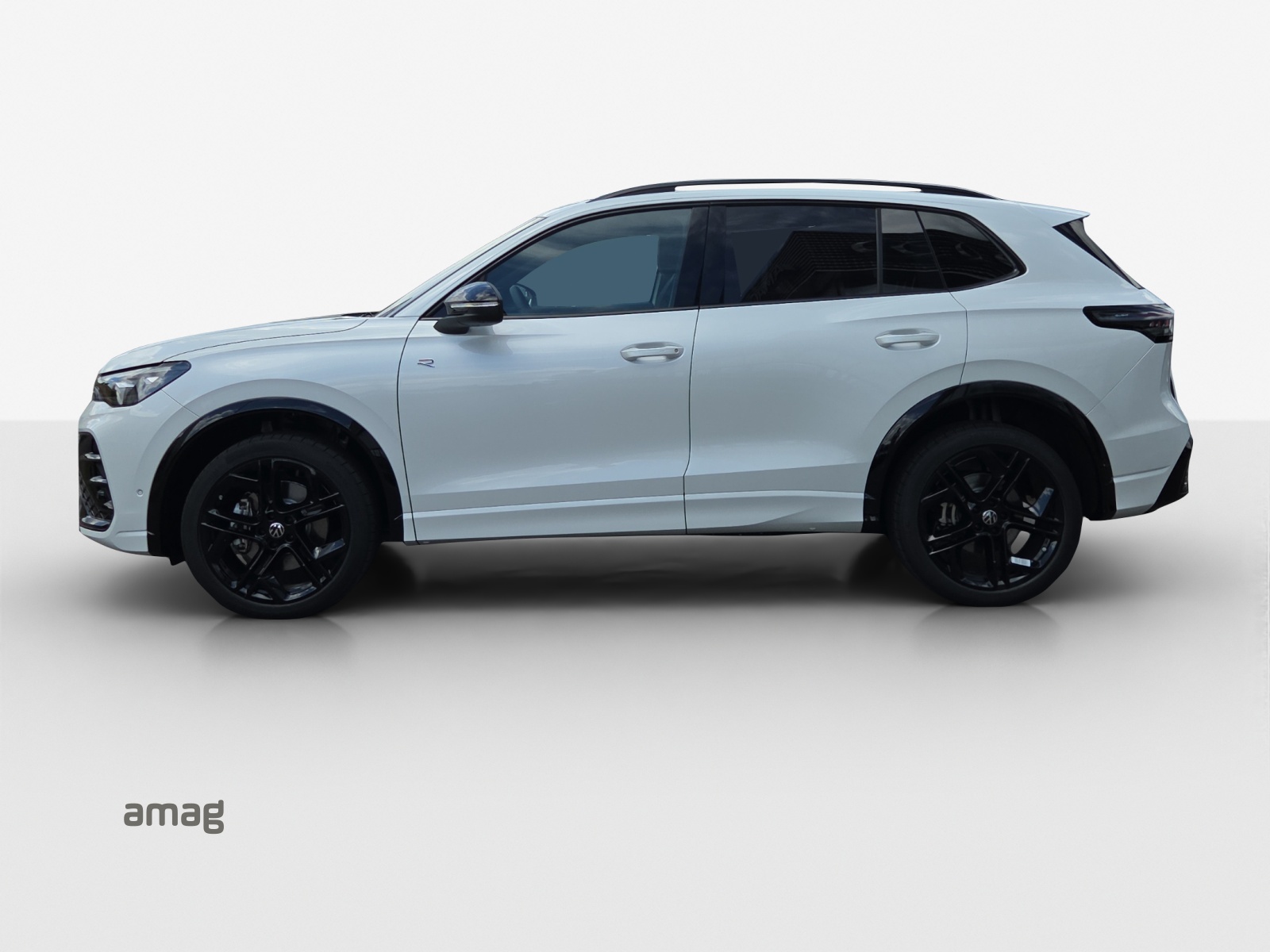 VW Tiguan 2.0 TSI DSG R-Line Plus 4Motion-showroom-element-1