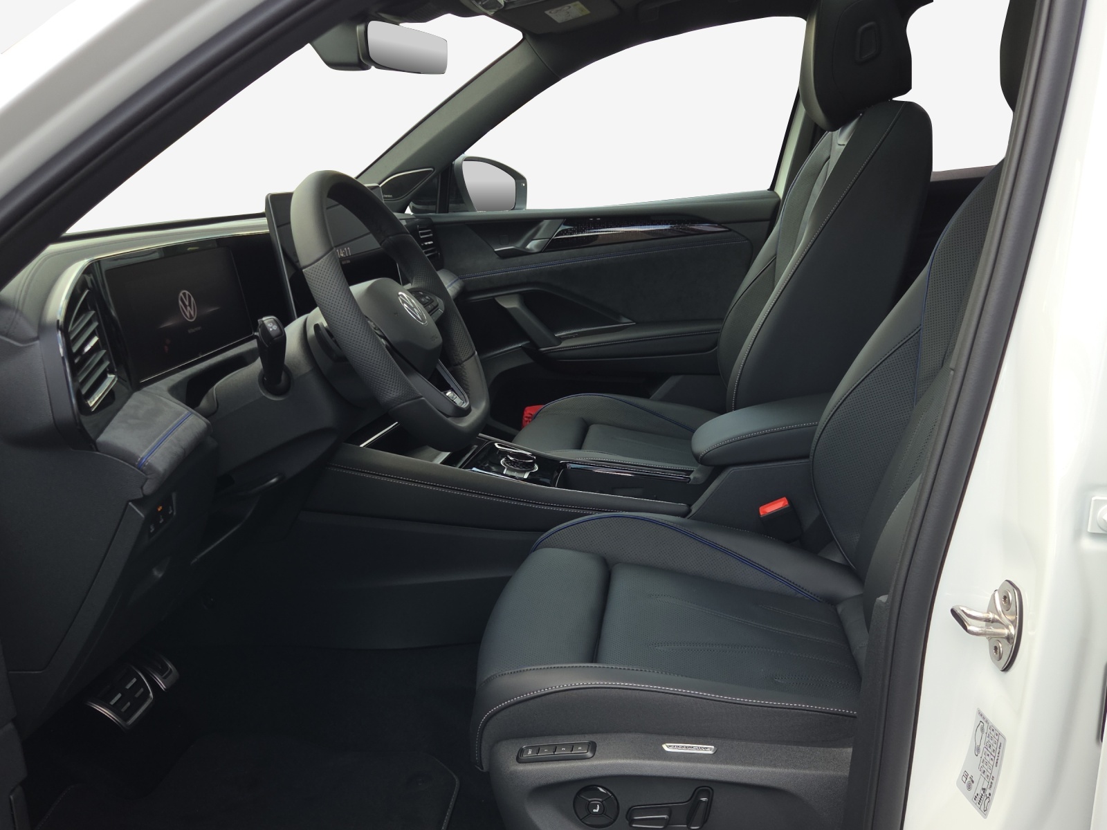 VW Tiguan 2.0 TSI DSG R-Line Plus 4Motion-image-7