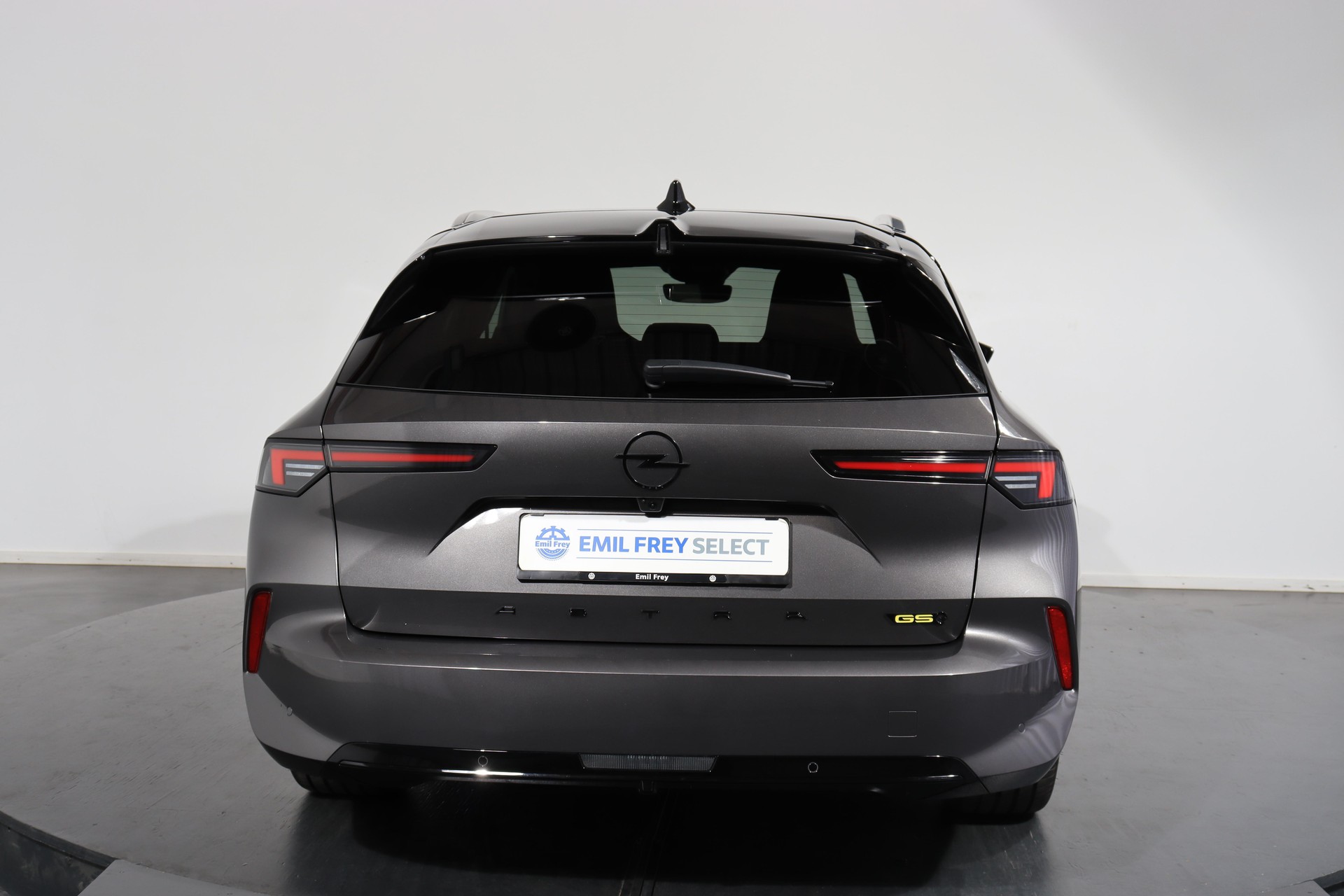 OPEL Astra Sports Tourer 1.6 T PHEV 225 GSe-image-3