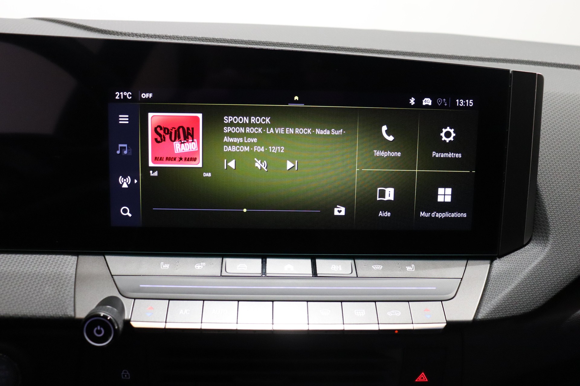 OPEL Astra Sports Tourer 1.6 T PHEV 225 GSe-image-11