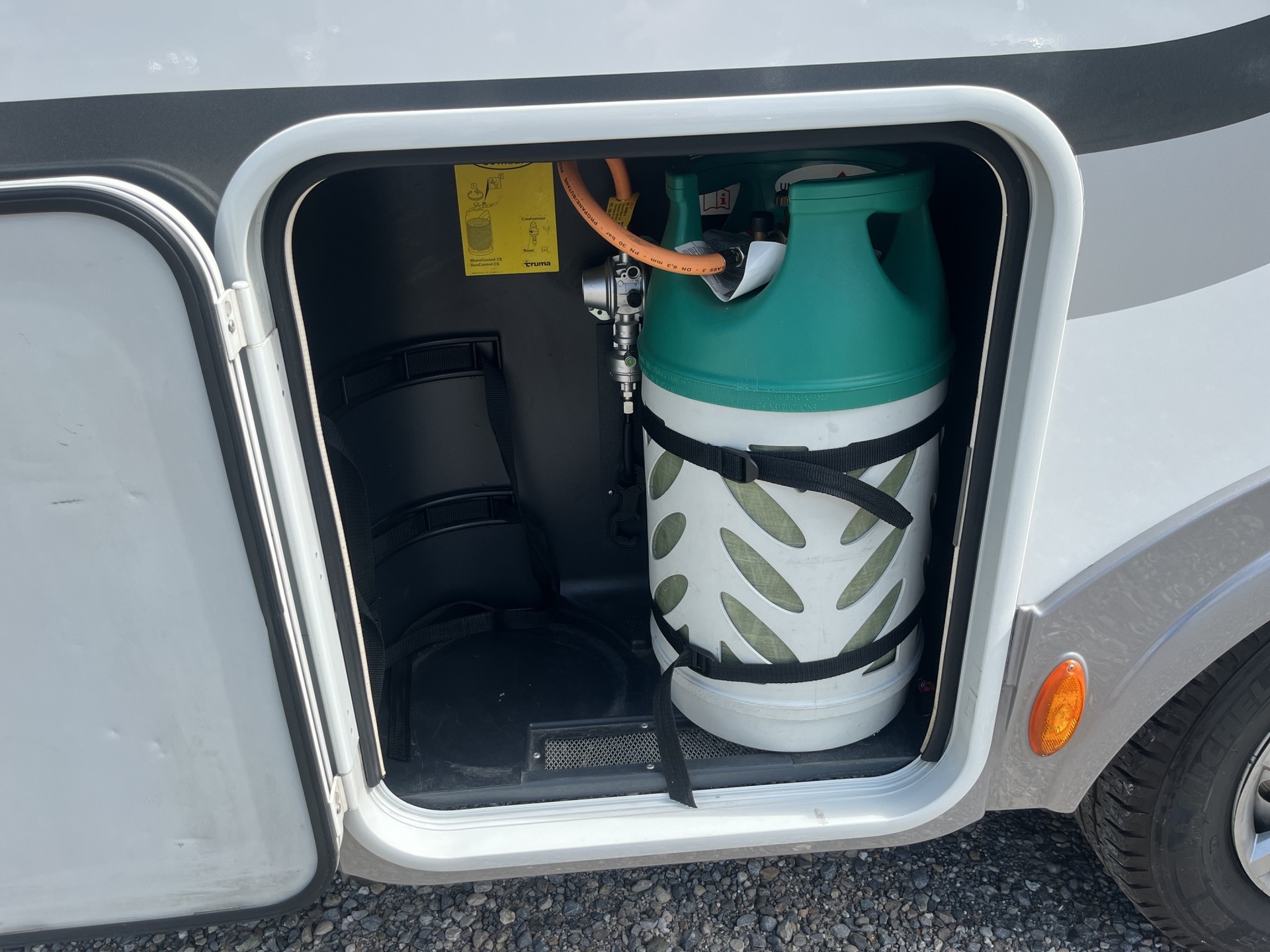 ADRIA Plus M 680 SL *1Hand, Luftfederung, Frisch ab MFK, Automat*-image-30