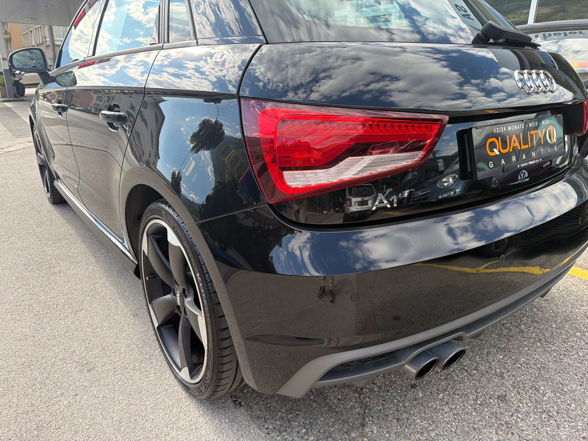 AUDI A1 Sportback 1.4 TFSI Sport S-tronic-image-23