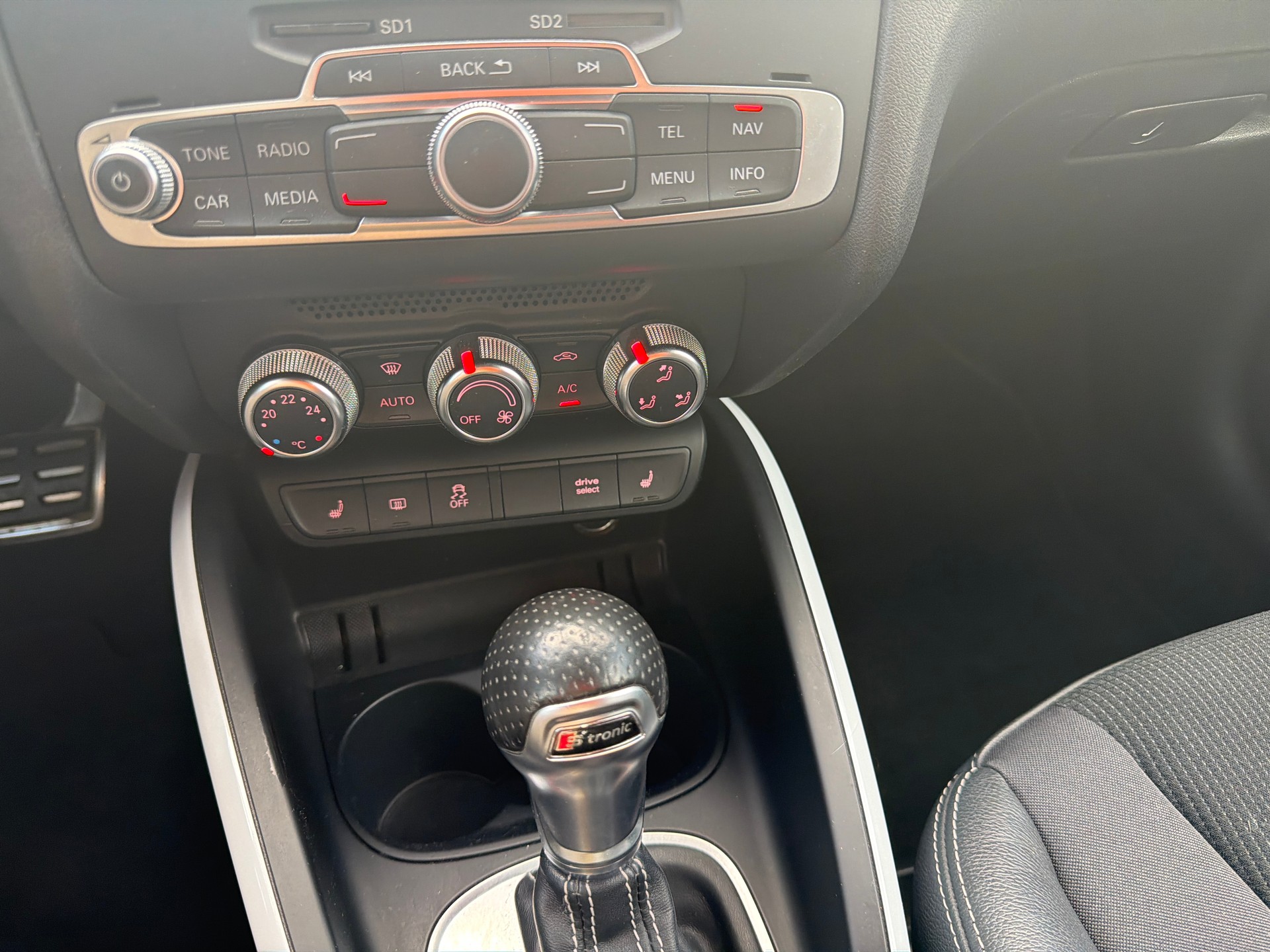 AUDI A1 Sportback 1.4 TFSI Sport S-tronic-image-11