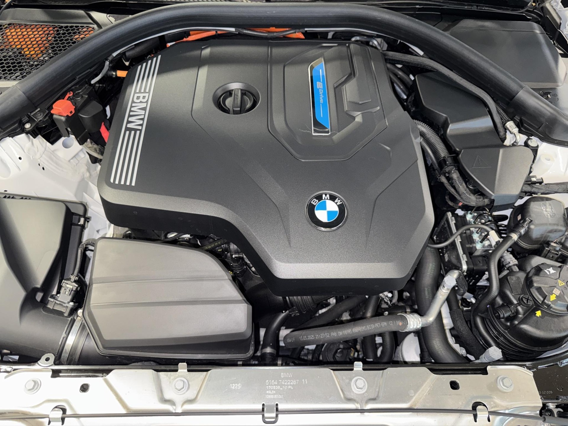 BMW 330e xDrive Touring M Sport-image-22