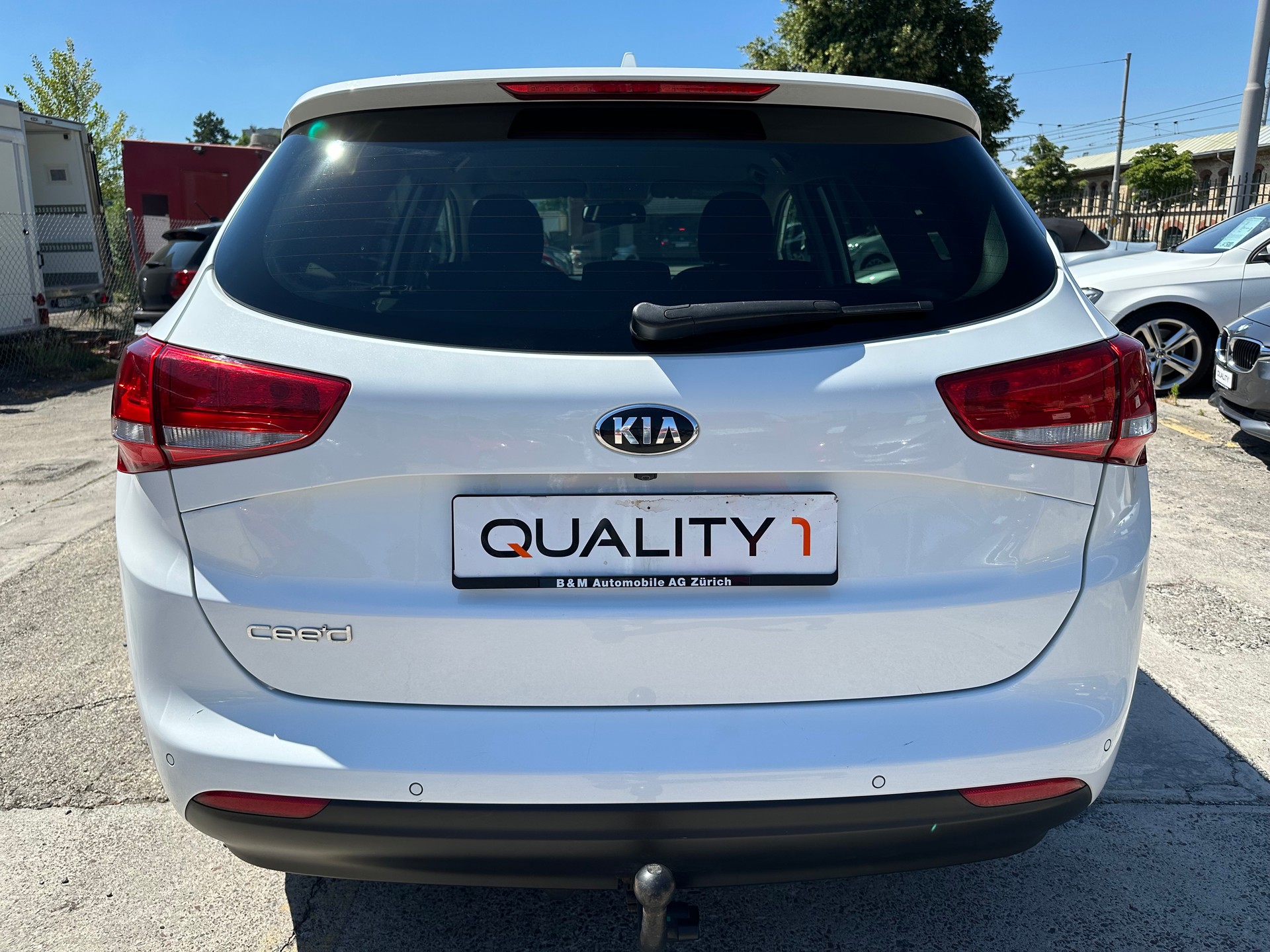 KIA Cee'd Sportswagon 1.6 GDi Swiss Champion DCT-image-6