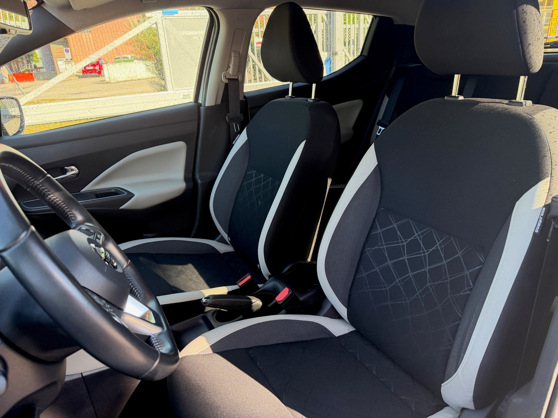 NISSAN Micra IG-T 100 n-connecta Xtronic-image-11