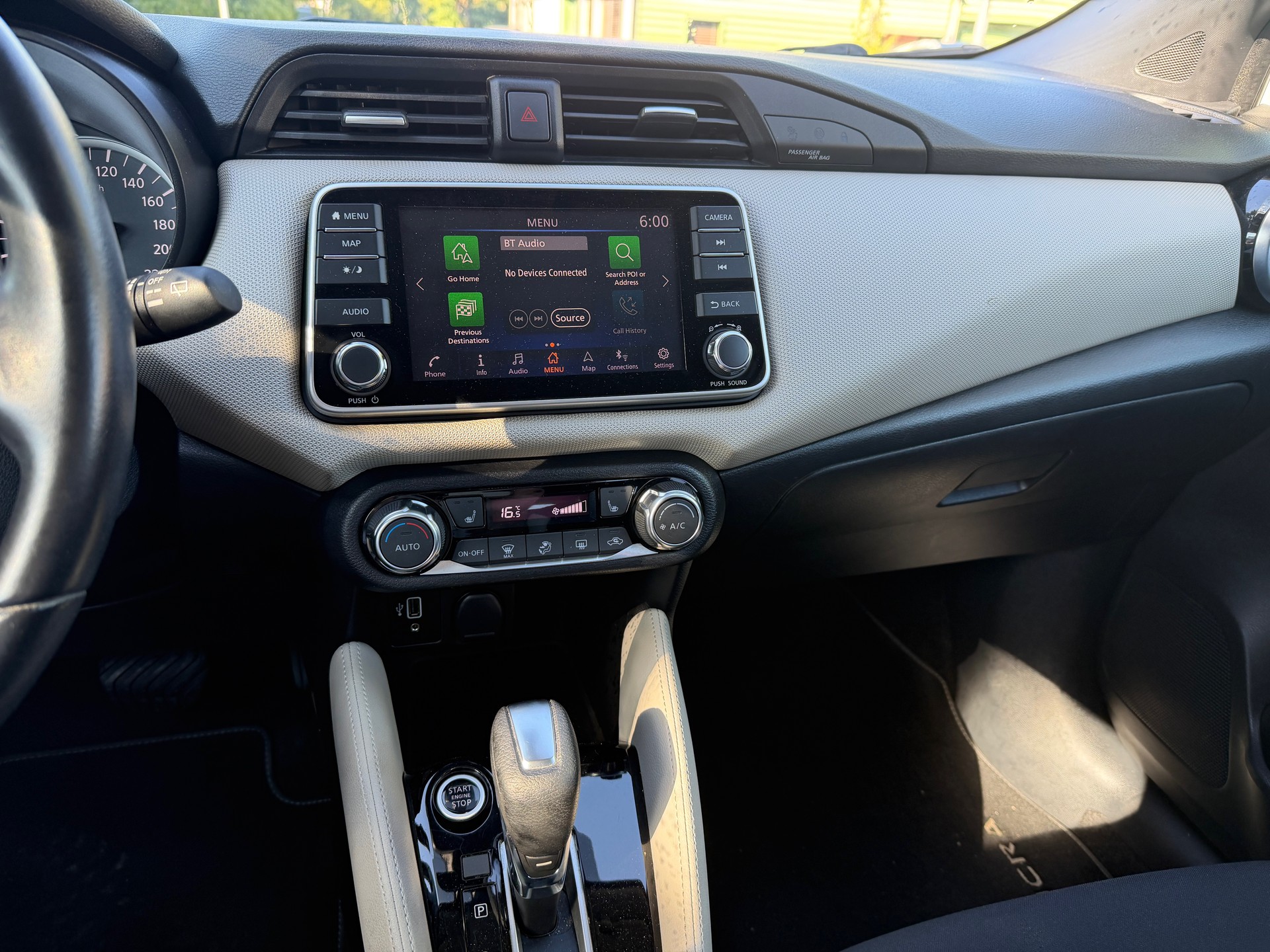 NISSAN Micra IG-T 100 n-connecta Xtronic-image-9