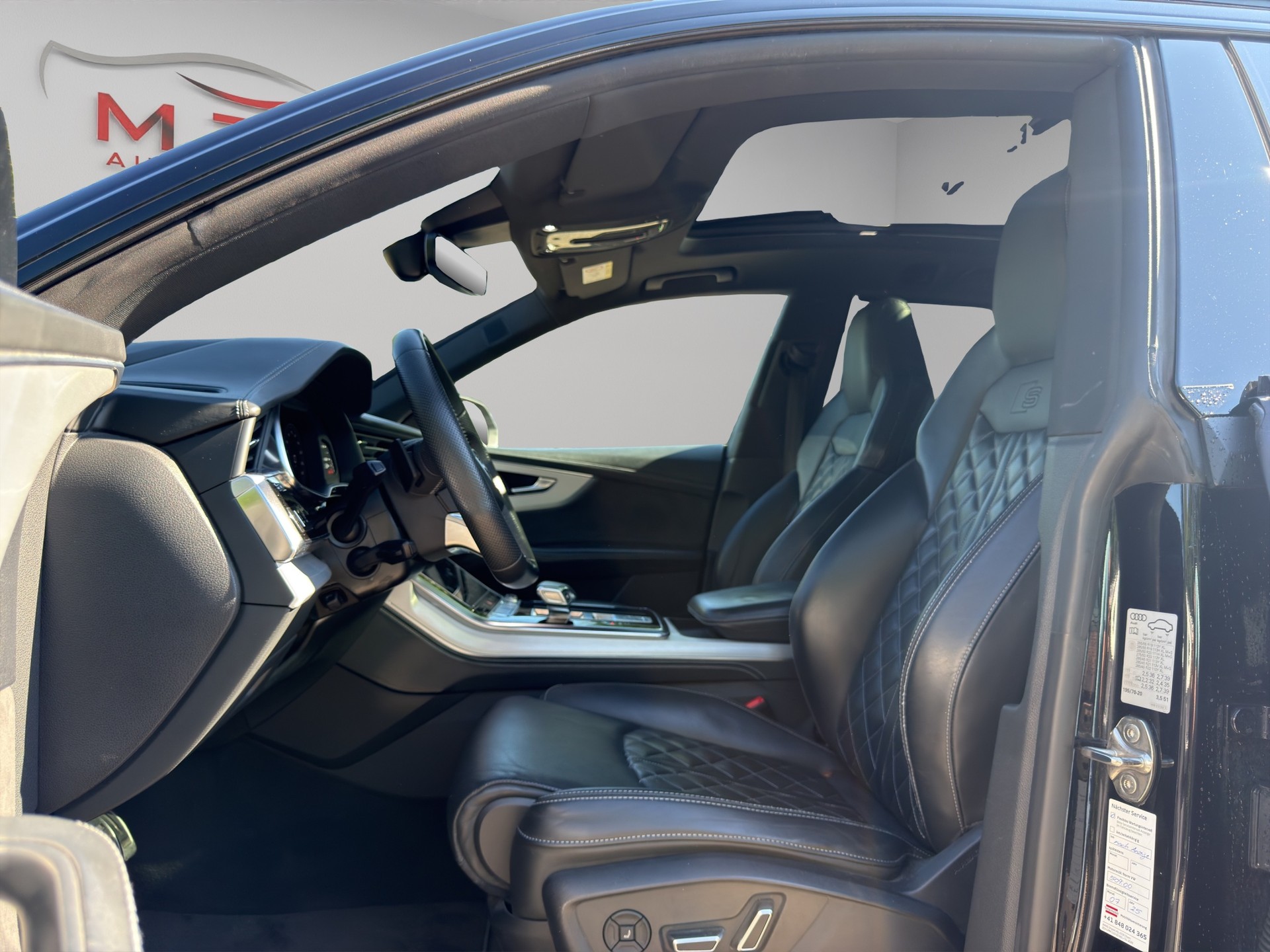AUDI Q8 55 TFSI quattro tiptronic-image-15