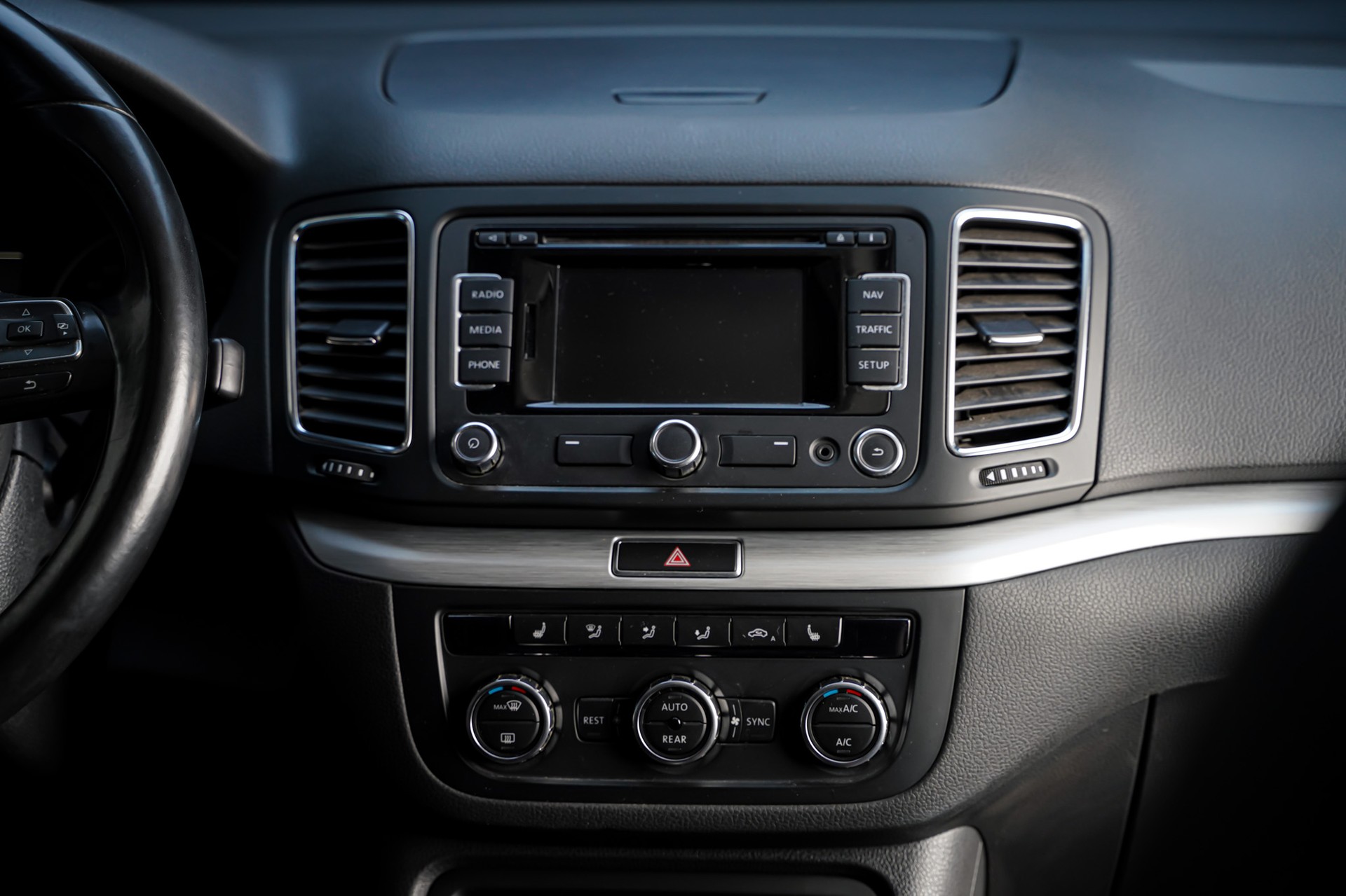 VW Sharan 2.0 TDI 7-Plätzer BlueMotion Technology Highline-image-19