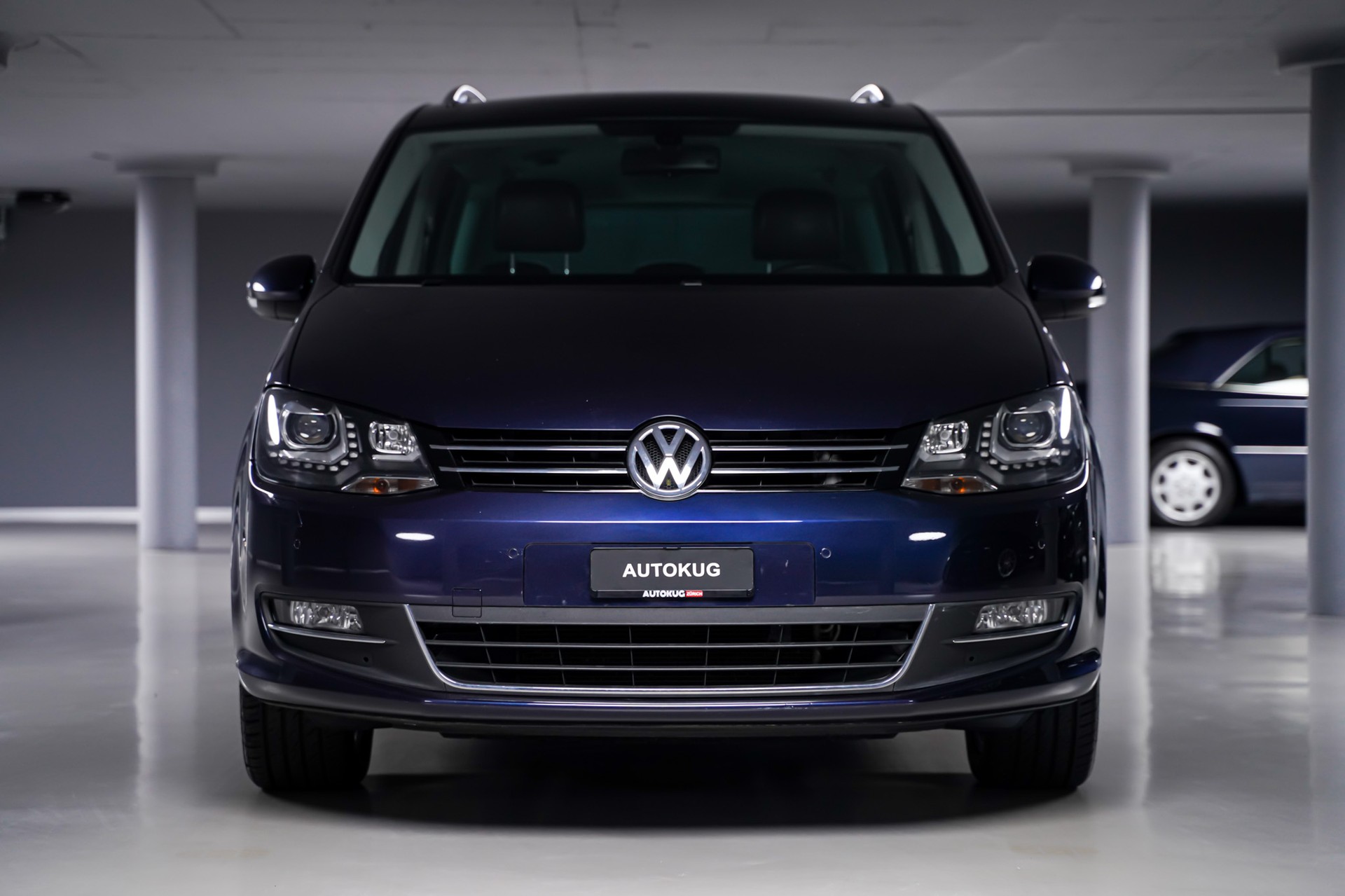 VW Sharan 2.0 TDI 7-Plätzer BlueMotion Technology Highline-showroom-element-1
