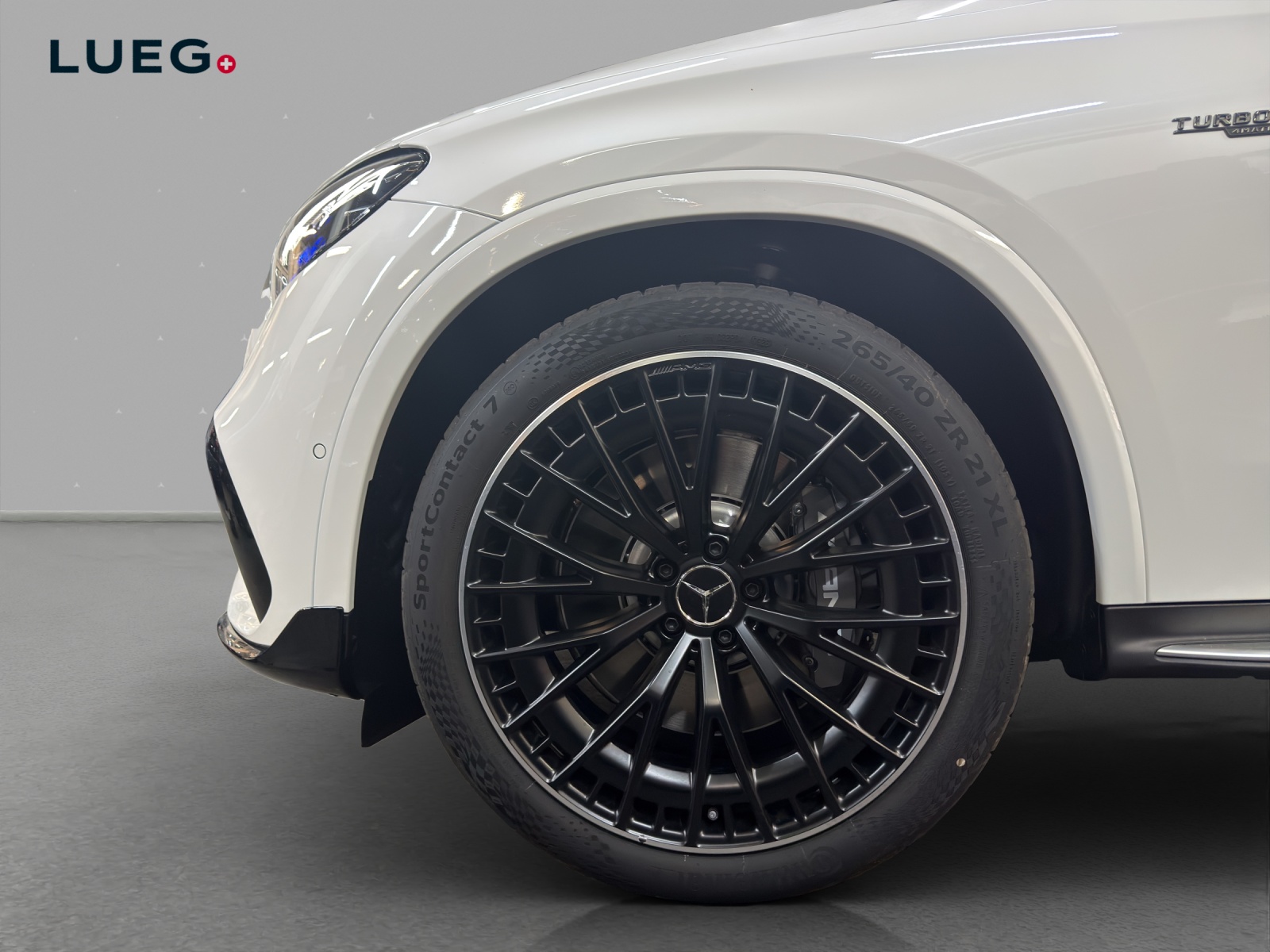 MERCEDES-BENZ GLC 53 AMG 4Matic+ 9G-Tronic-image-6