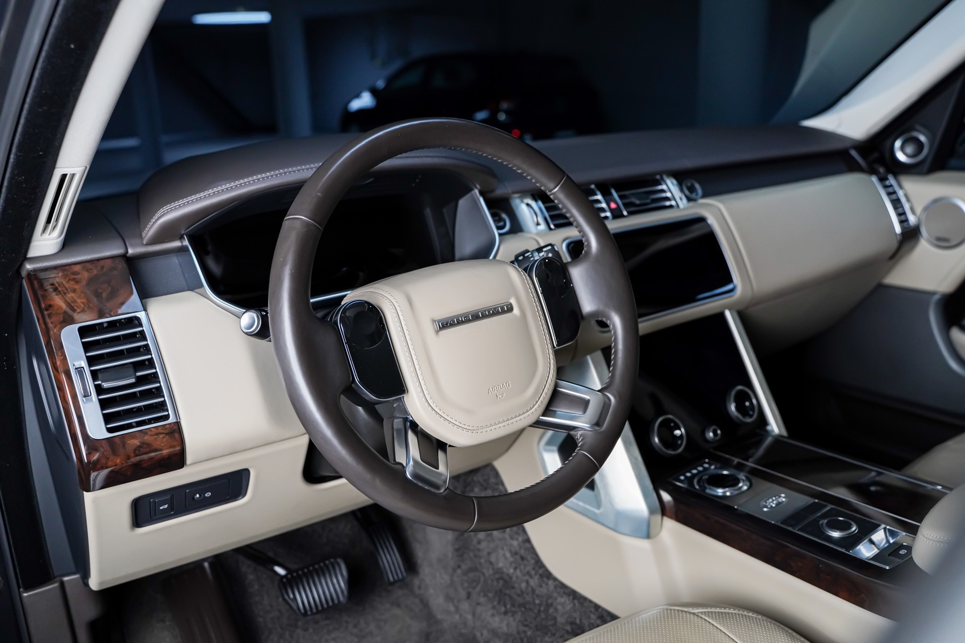 LAND ROVER Range Rover 3.0 SDV6 Vogue Automatic-image-10