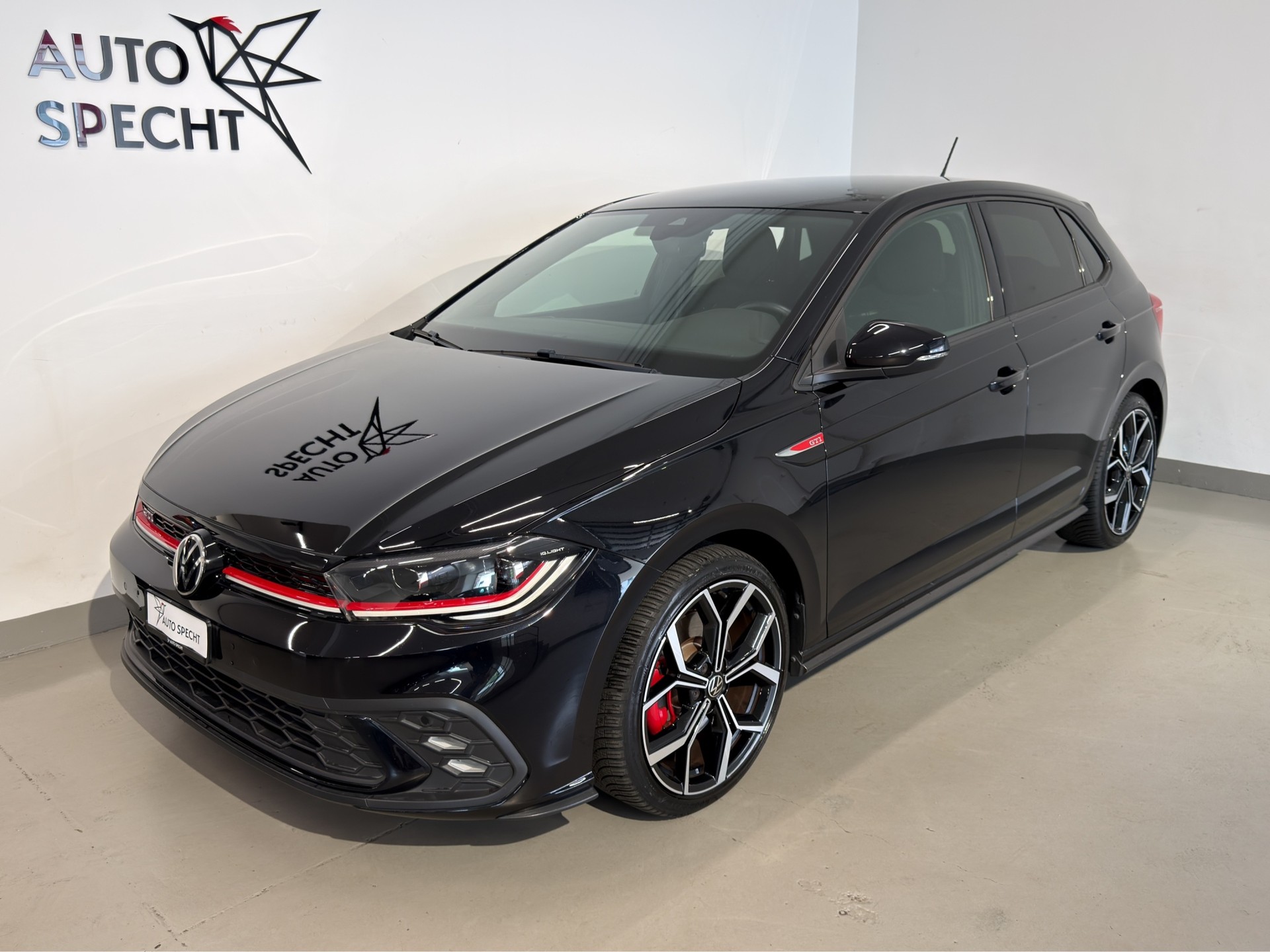 VW Polo 2.0 TSI GTI DSG-showroom-element-1
