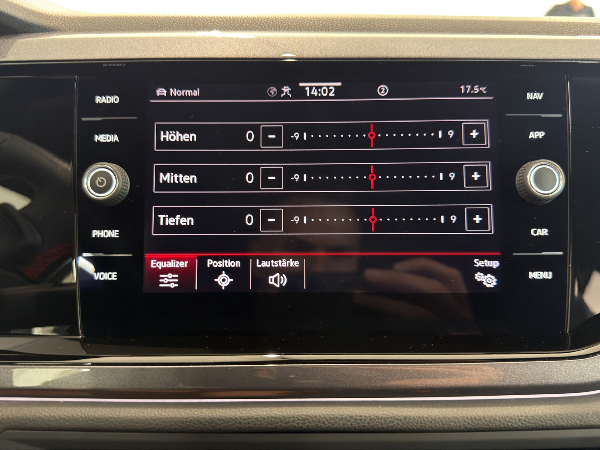 VW Polo 2.0 TSI GTI DSG-image-23
