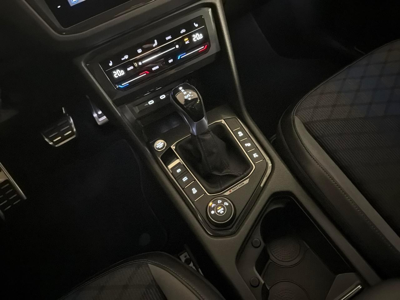 VW Tiguan 2.0 TSI R DSG 4Motion-image-22