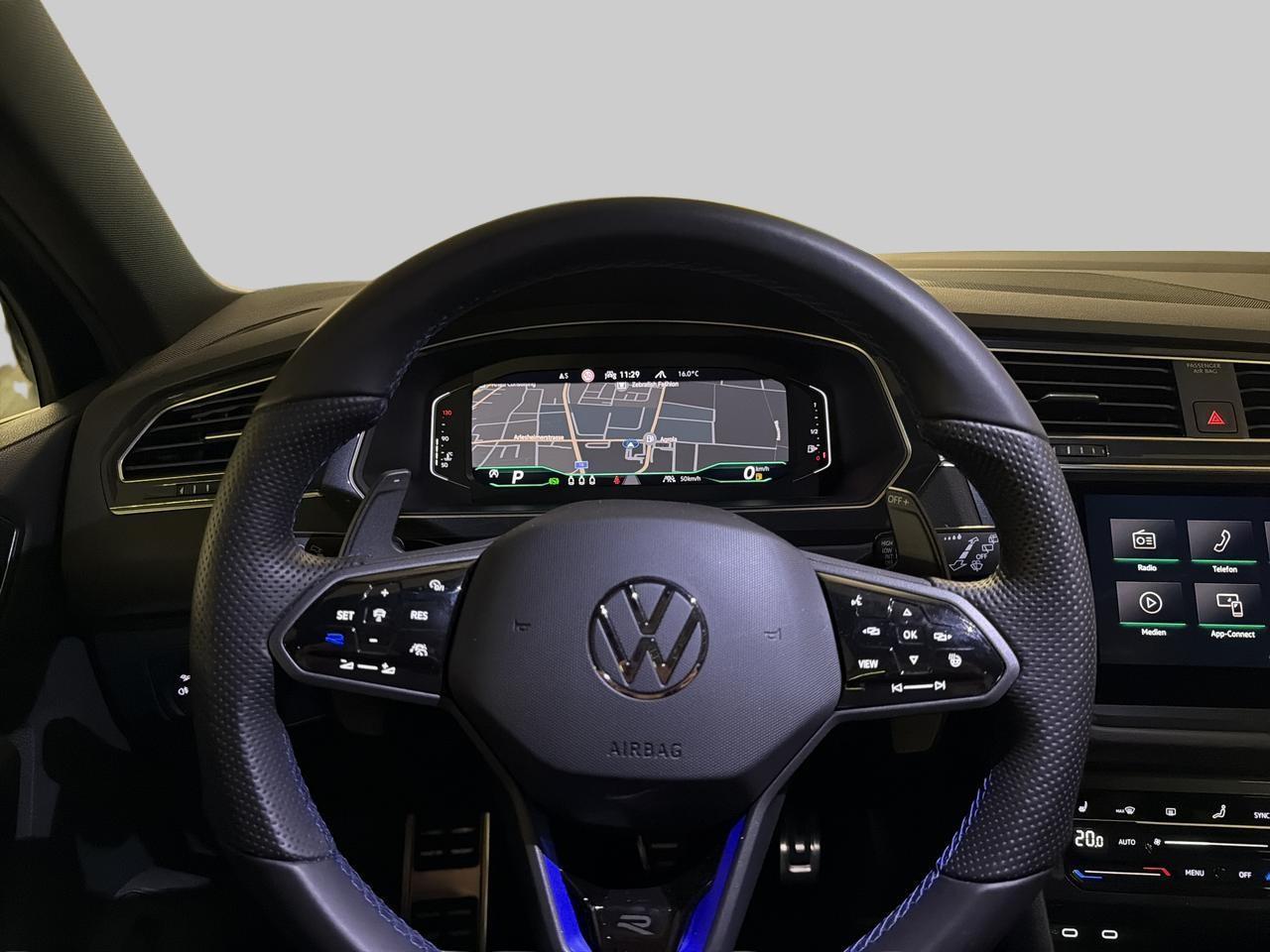 VW Tiguan 2.0 TSI R DSG 4Motion-image-16
