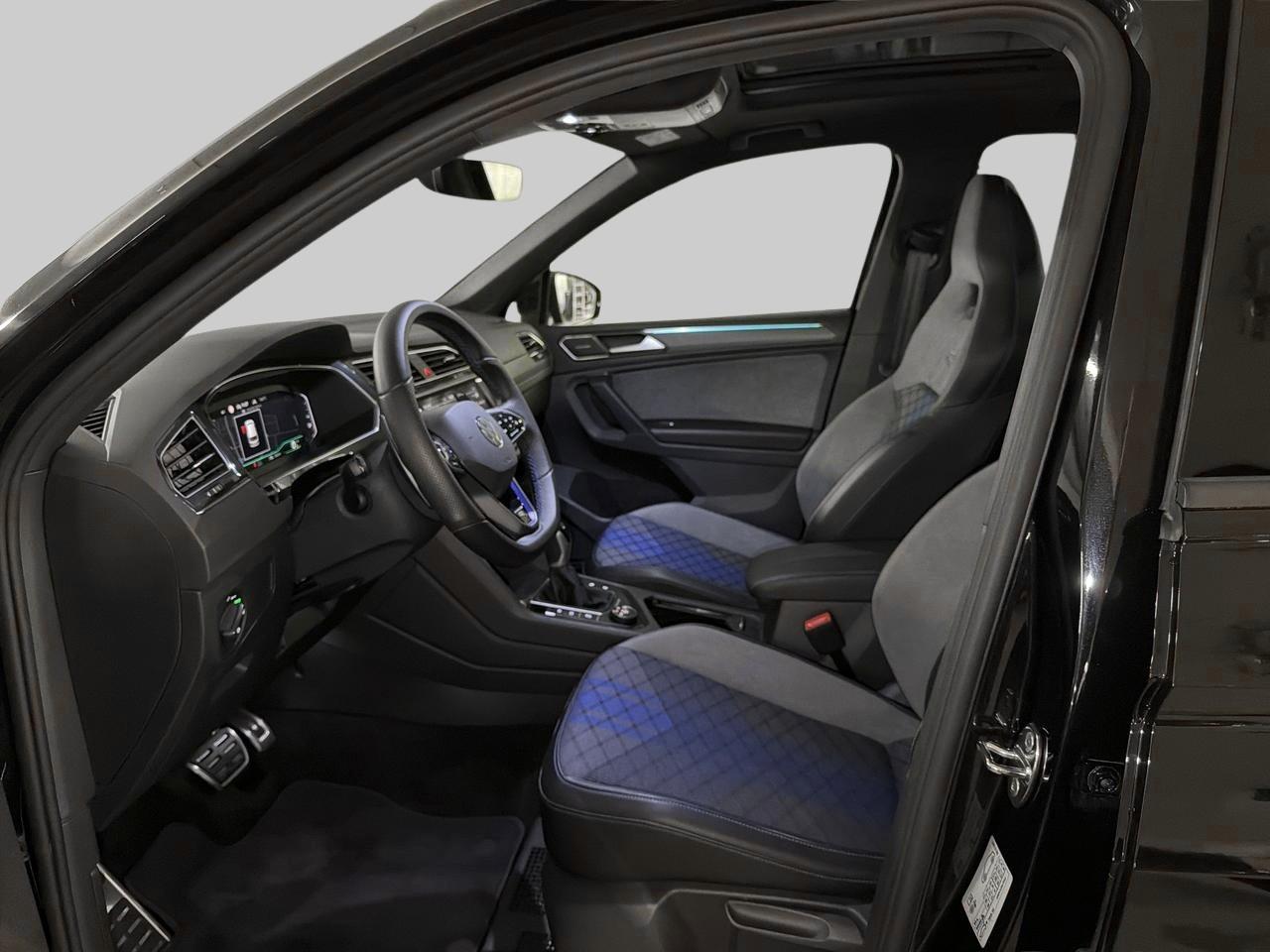 VW Tiguan 2.0 TSI R DSG 4Motion-image-11